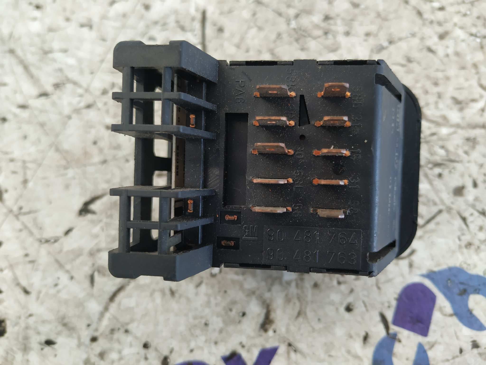 Recambio de MANDO LUCES para OPEL ASTRA F referencia OEM IAM 90481764 4