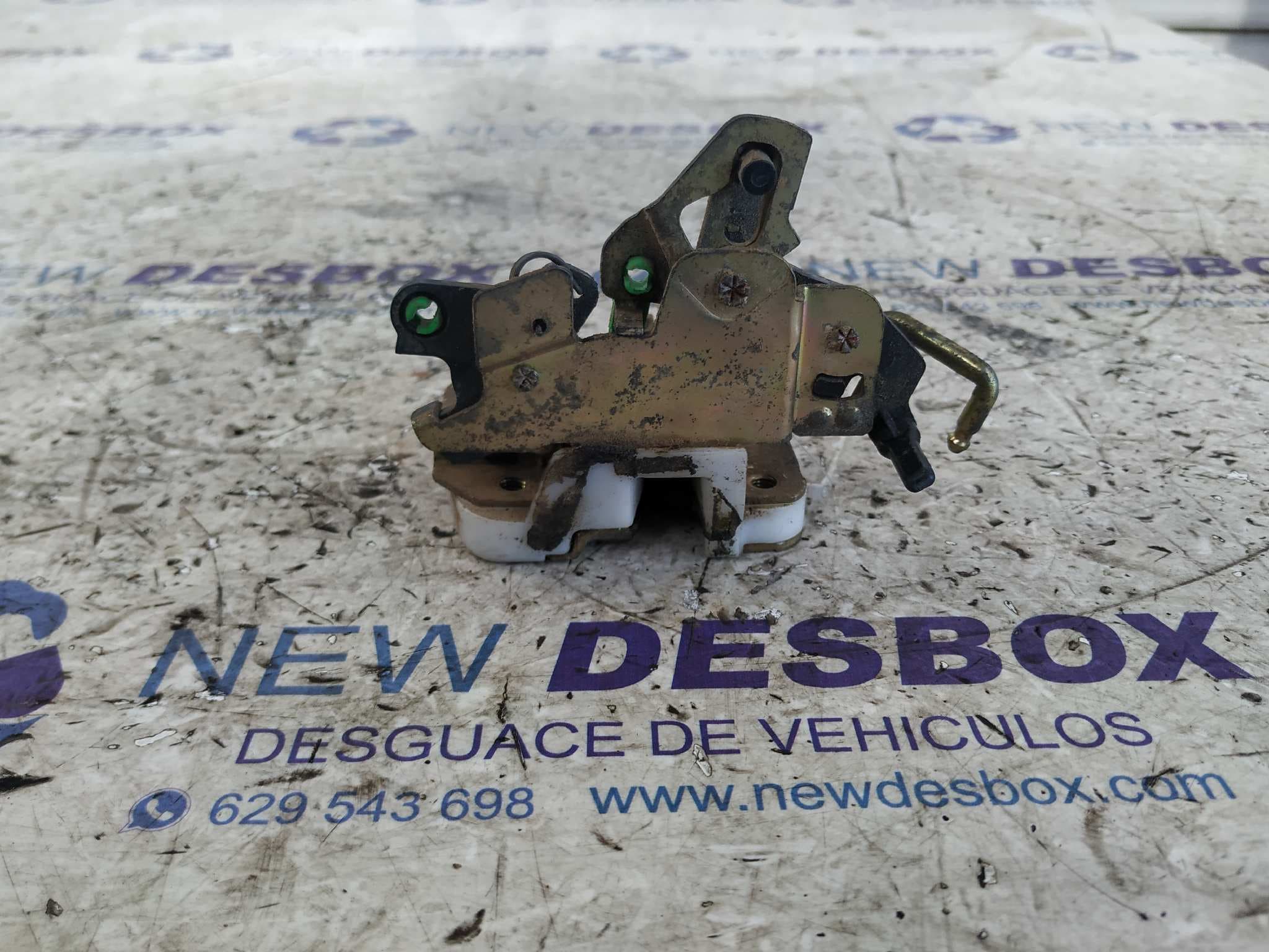 Recambio de CERRADURA PUERTA TRASERA IZQUIERDA para OPEL FRONTERA A Arizona 28TDI4JB1T referencia OEM IAM    - BLANCO 2