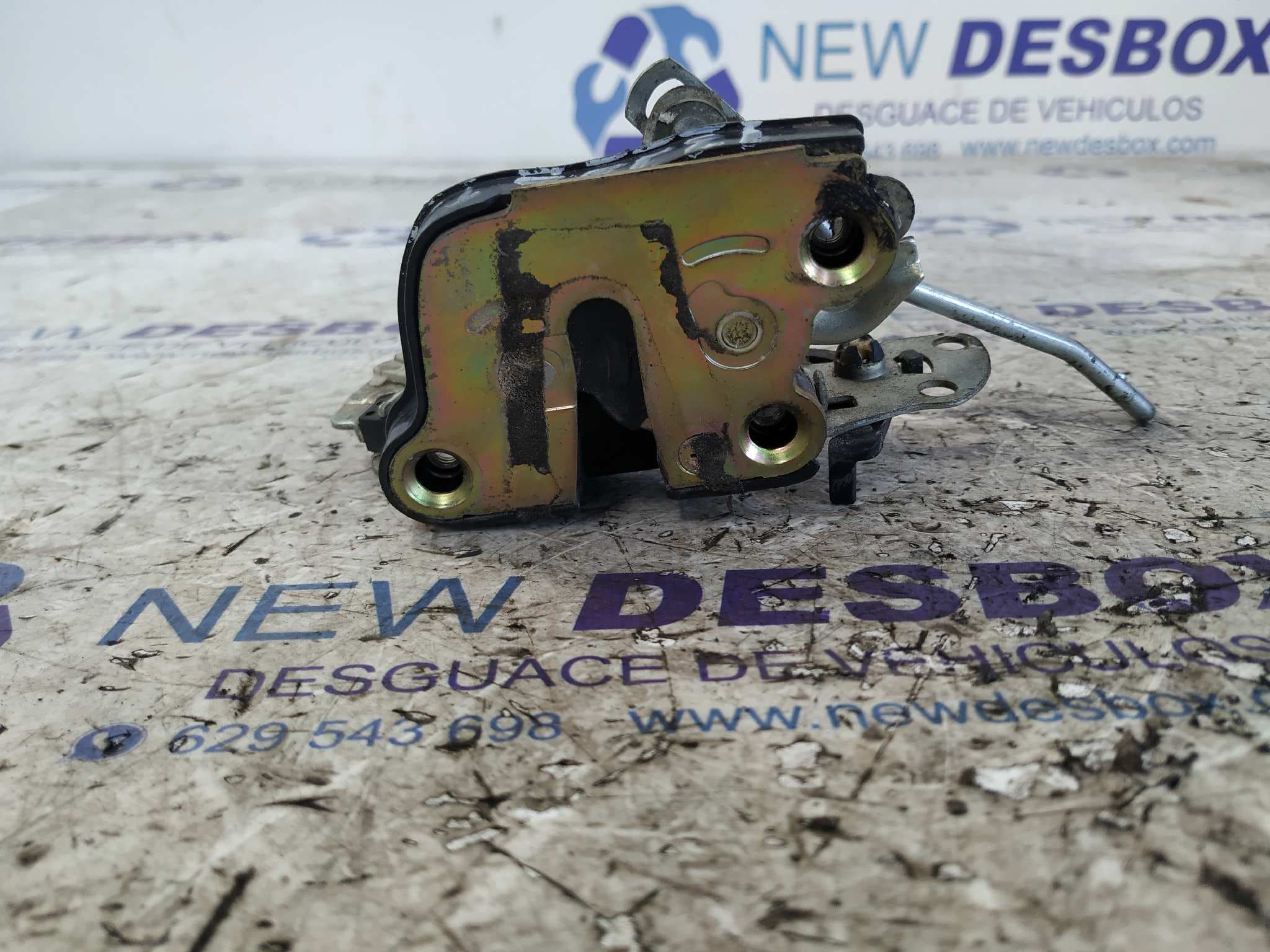 Recambio de CERRADURA PUERTA TRASERA DERECHA para OPEL MONTEREY Básico 4JG2TC referencia OEM IAM    - GRIS 3
