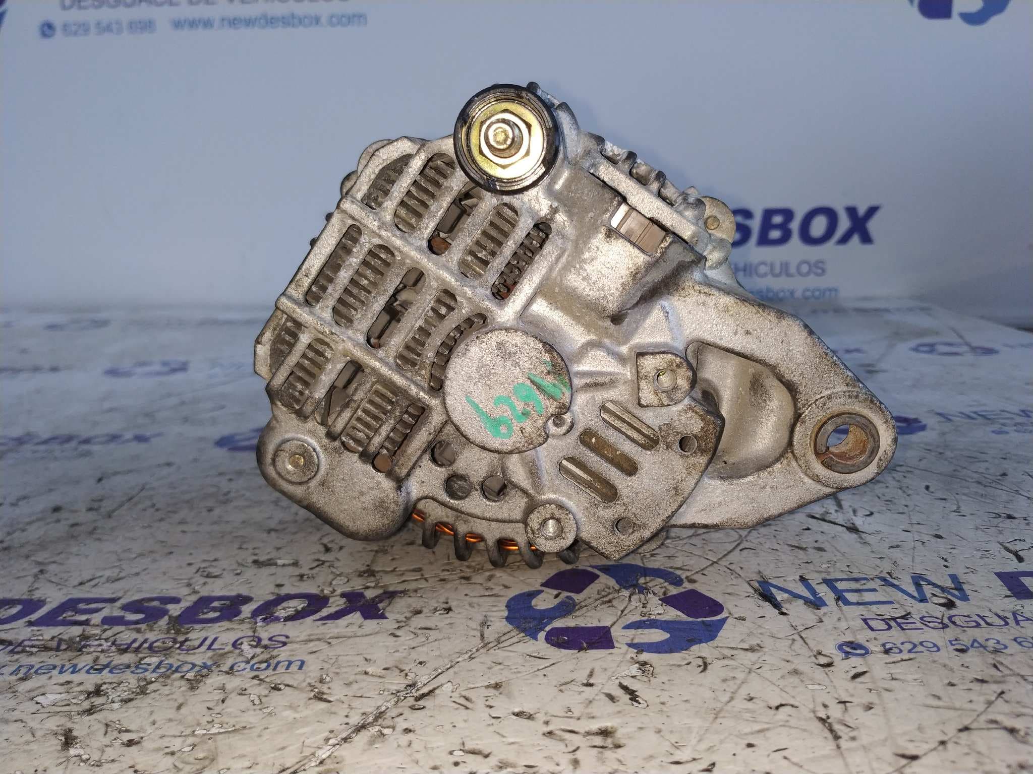 Recambio de ALTERNADOR para MITSUBISHI MONTERO PININ (H60/H70) 2000 GDI (5-ptas.) 4G94 referencia OEM IAM MD360635   - GRIS 4