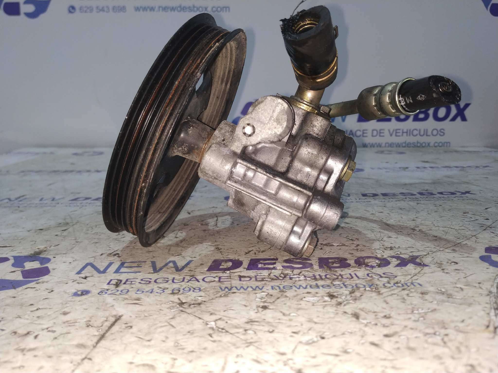 Recambio de BOMBA DIRECCION para MITSUBISHI MONTERO PININ (H60/H70) 2000 GDI (5-ptas.) 4G94 referencia OEM IAM    - GRIS 4