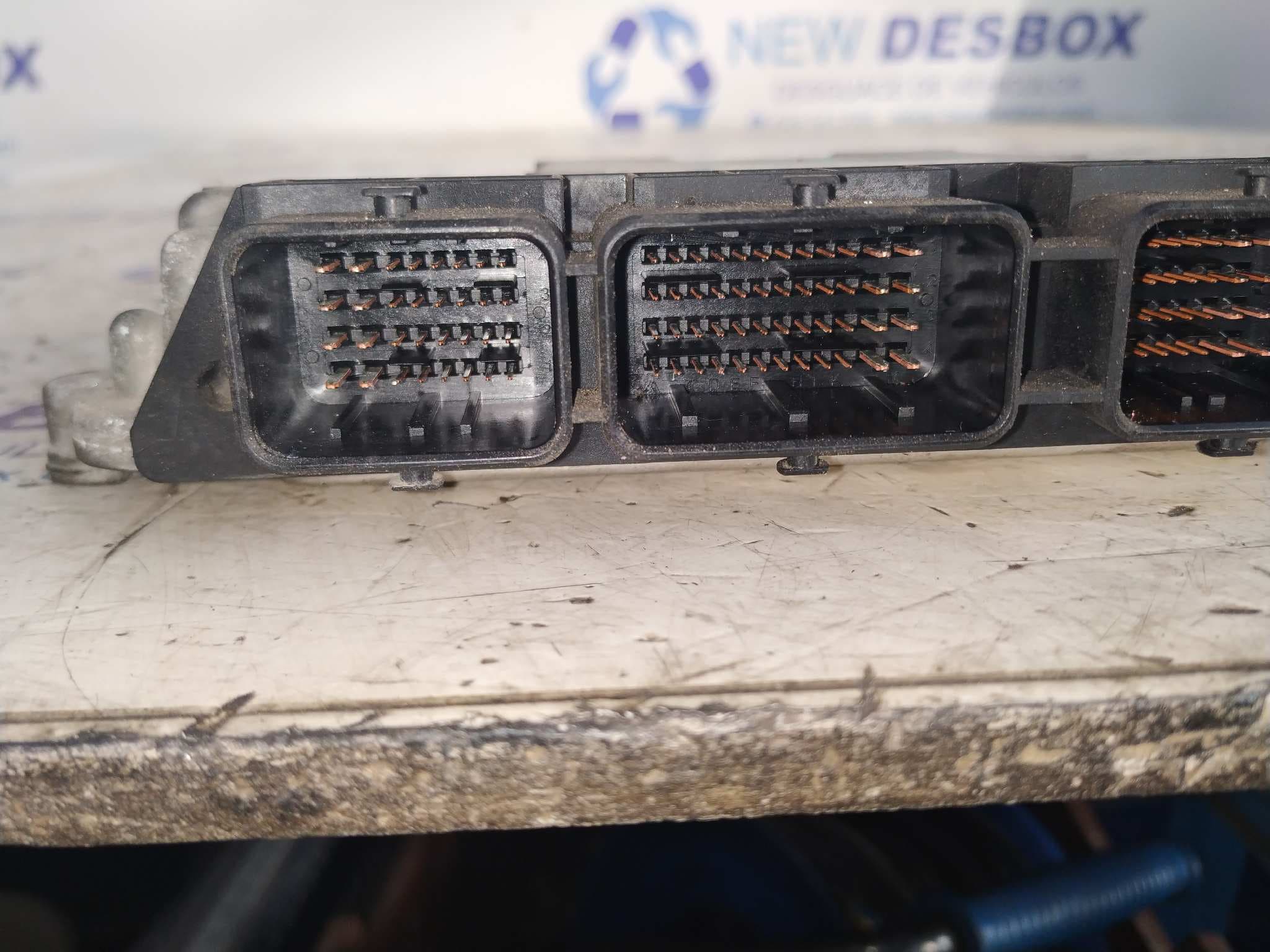 Recambio de CENTRALITA MOTOR UCE para CITROEN BERLINGO CUADRO 9HW referencia OEM IAM 9665594380   - BLANCO 4