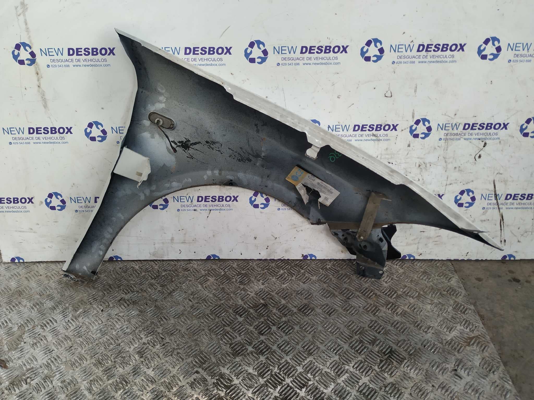 Recambio de ALETA DELANTERA IZQUIERDA para SEAT ALTEA XL (5P5) Reference BSE referencia OEM IAM    - BLANCO 4
