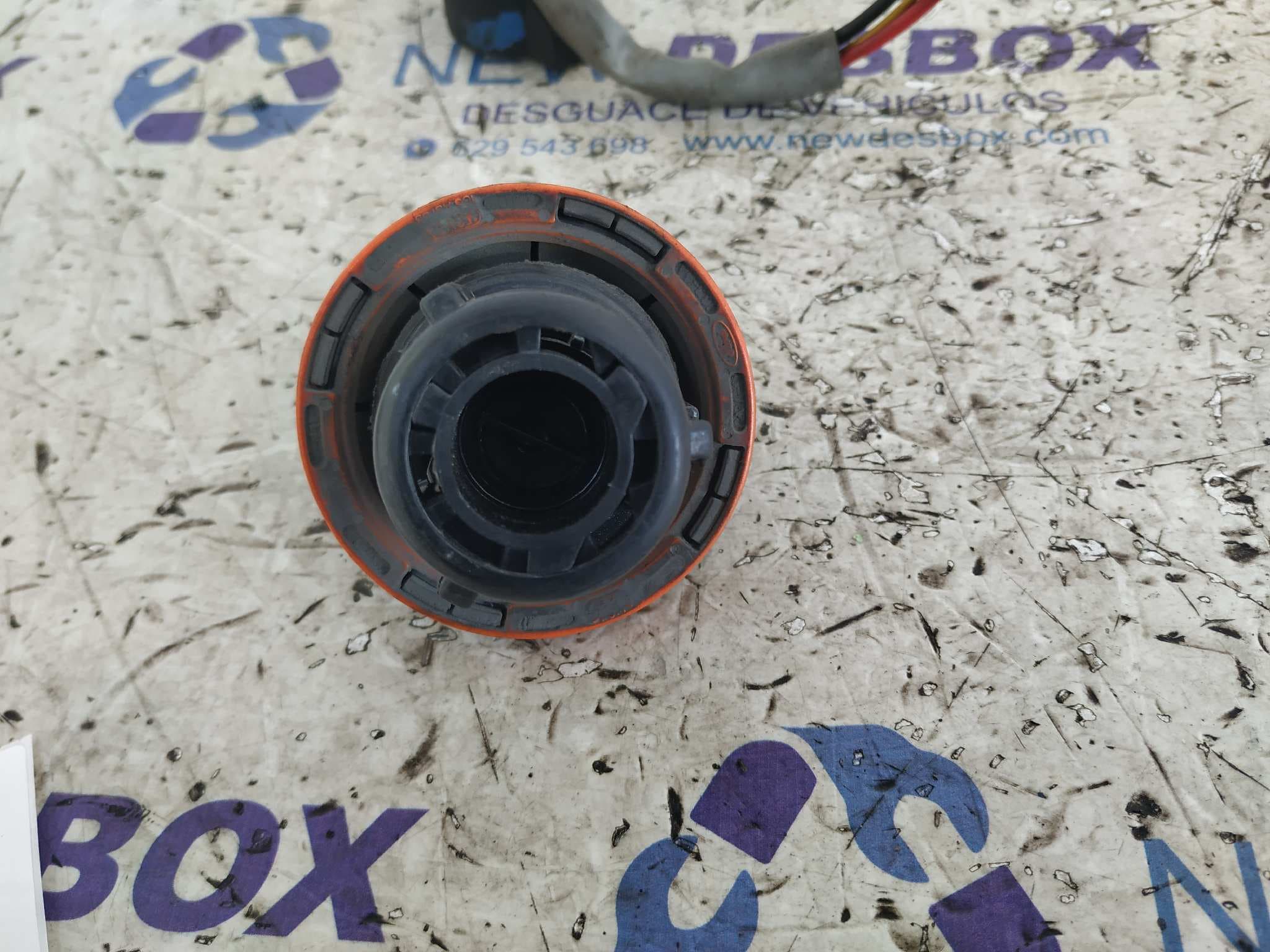 Recambio de CONMUTADOR DE ARRANQUE para FORD FIESTA BERLINA 1.3 CAT JJA referencia OEM IAM 89FB11572AB   - BLANCO 4