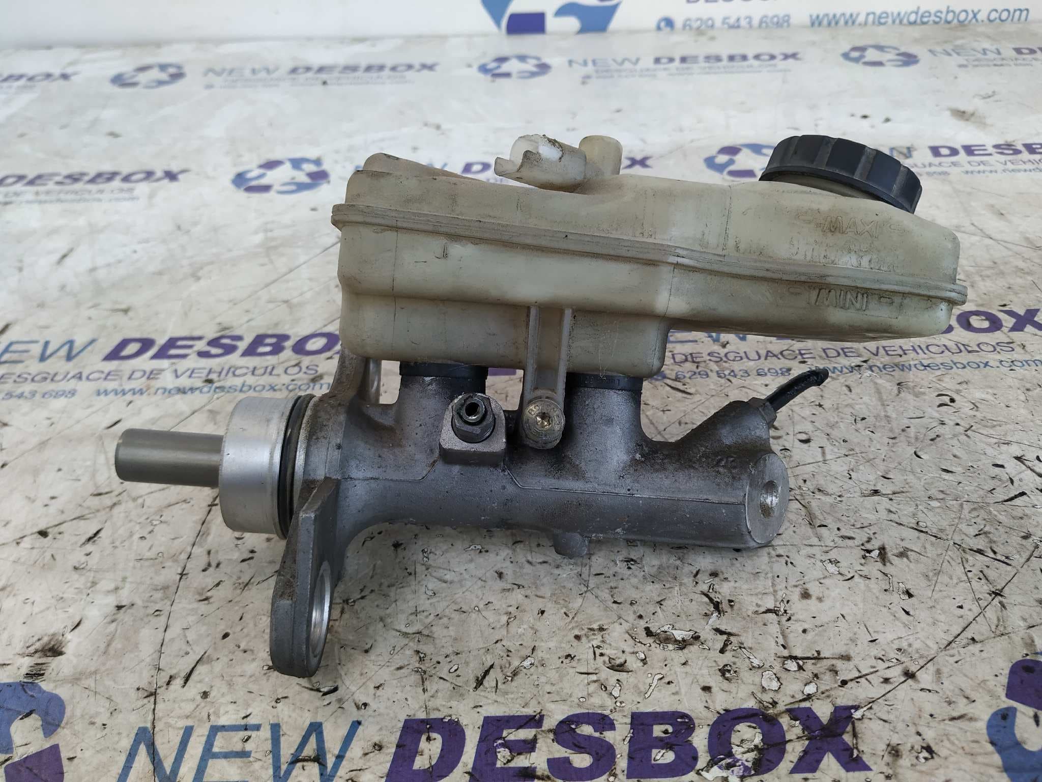 Recambio de BOMBA FRENO para RENAULT MEGANE II COUPE/CABRIO Emotion            referencia OEM IAM 32067111D   - ROJO 6