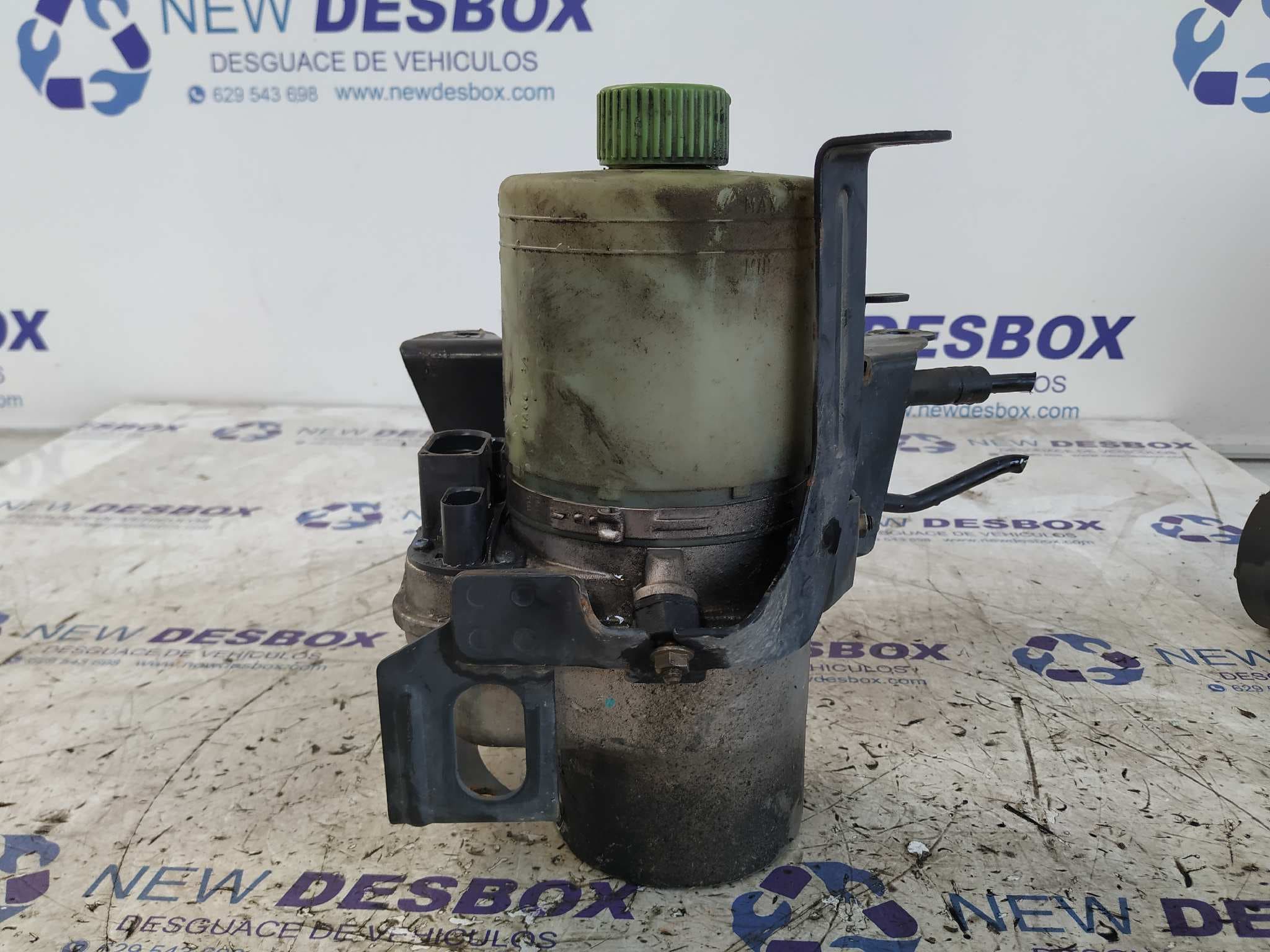 Recambio de BOMBA DIRECCION para SEAT CORDOBA BERLINA (6L2) 1.4 16V BBY referencia OEM IAM 6Q0423371   - AZUL 4