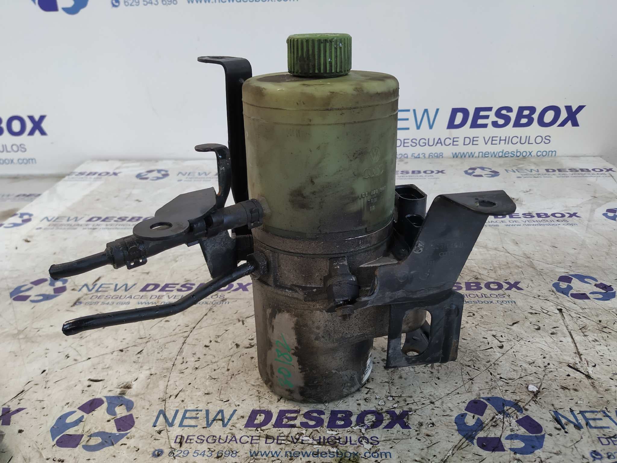 Recambio de BOMBA DIRECCION para SEAT CORDOBA BERLINA (6L2) 1.4 16V BBY referencia OEM IAM 6Q0423371   - AZUL 5