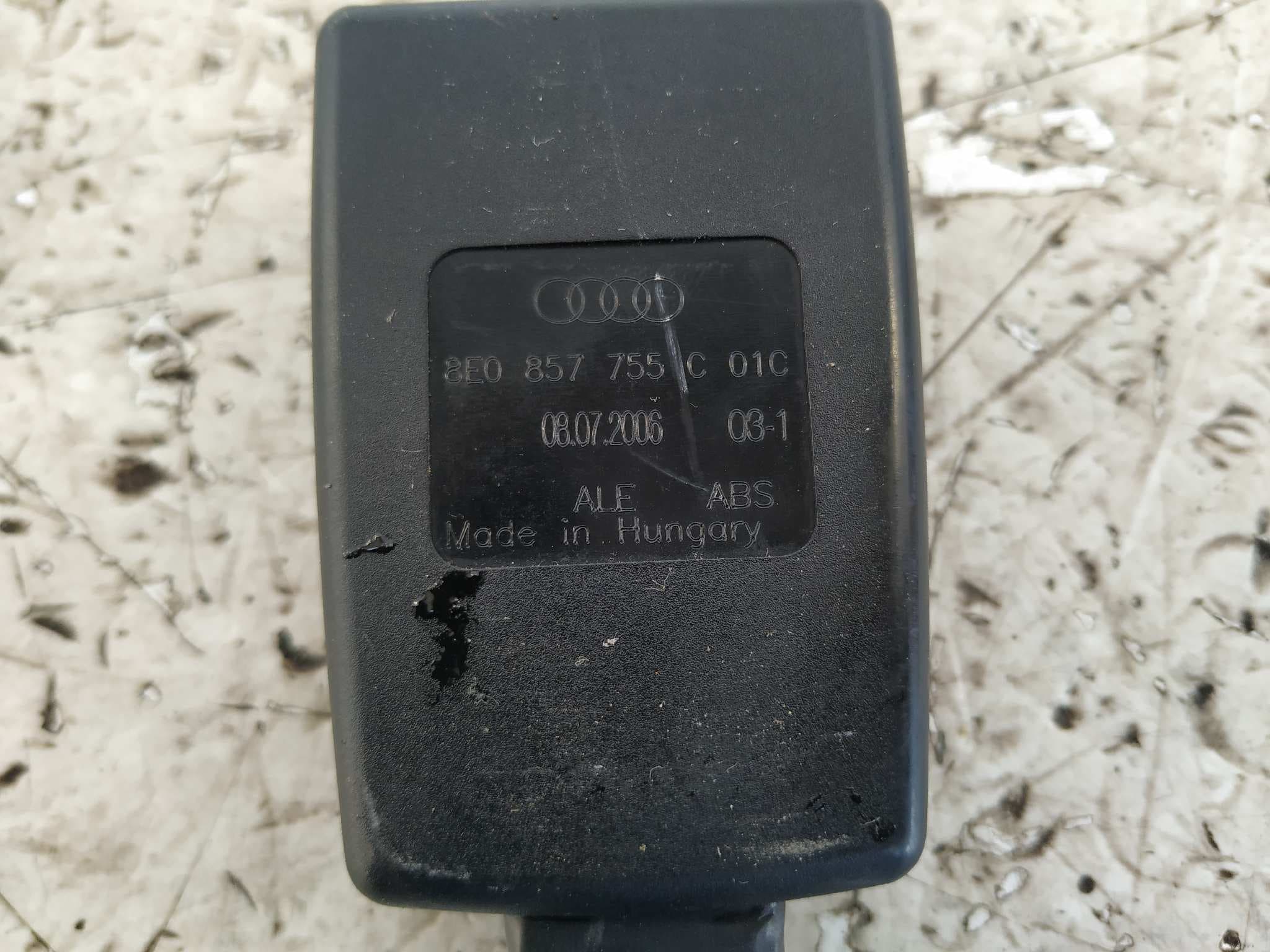 Recambio de PRETENSOR AIRBAG DERECHO para AUDI A4 BERLINA (8E) 2.0 TDI 16V (103kW) BRE referencia OEM IAM    - NEGRO 2