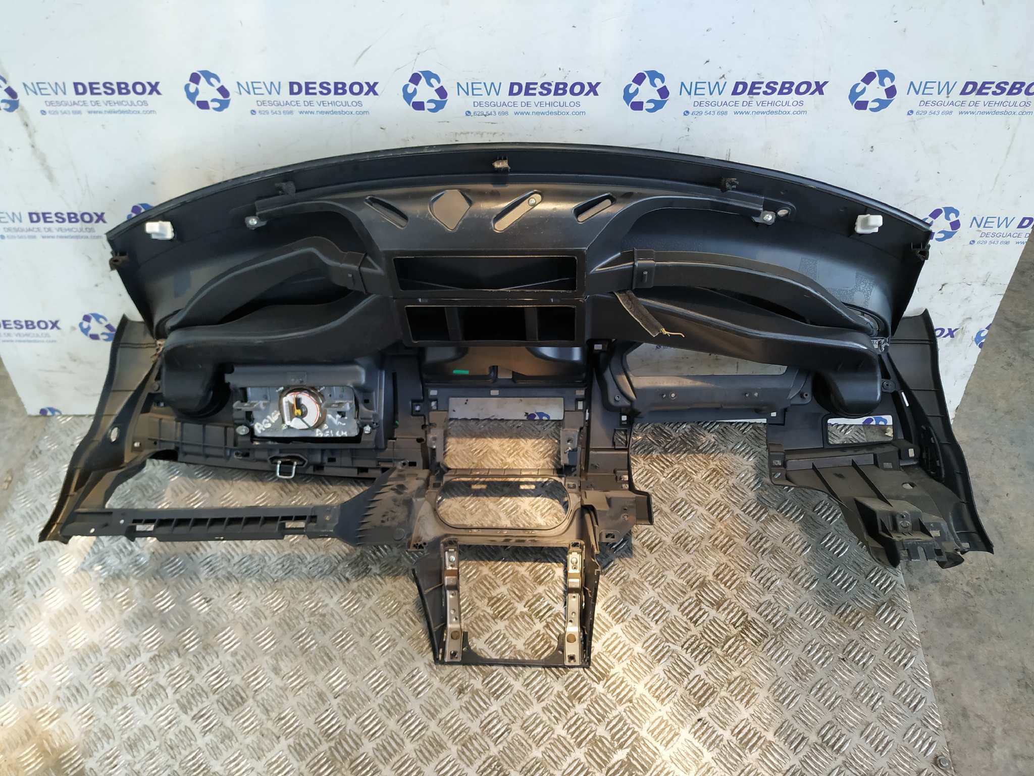 Recambio de SALPICADERO para SUZUKI SWIFT BERLINA (MZ) Rock am Ring (3-ptas.) M16A referencia OEM IAM 7311162J10   - GRANATE 6