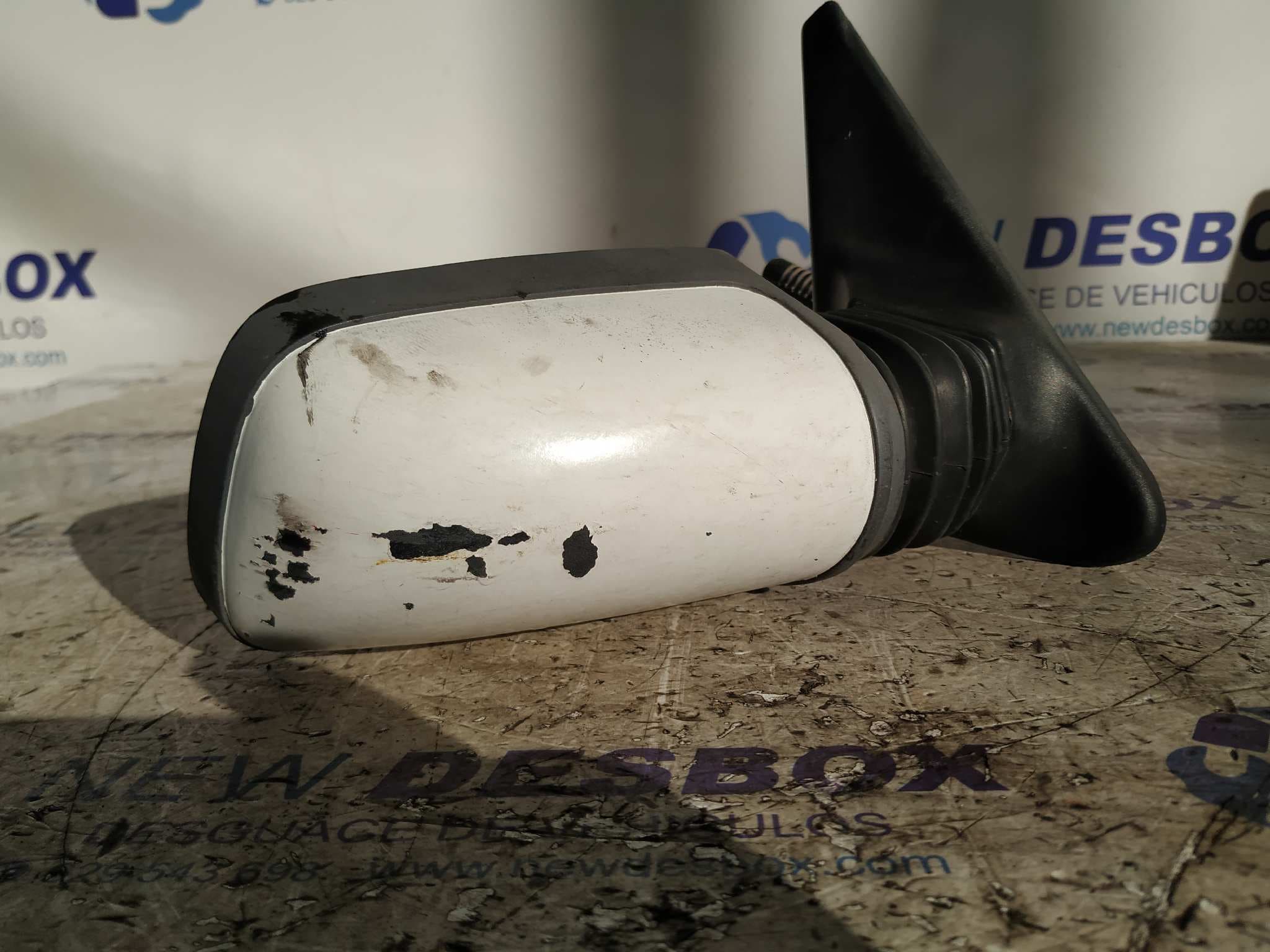 Recambio de RETROVISOR DERECHO para PEUGEOT 205 BERLINA 1.8 D Generation A9A        referencia OEM IAM 00767   - BLANCO 3