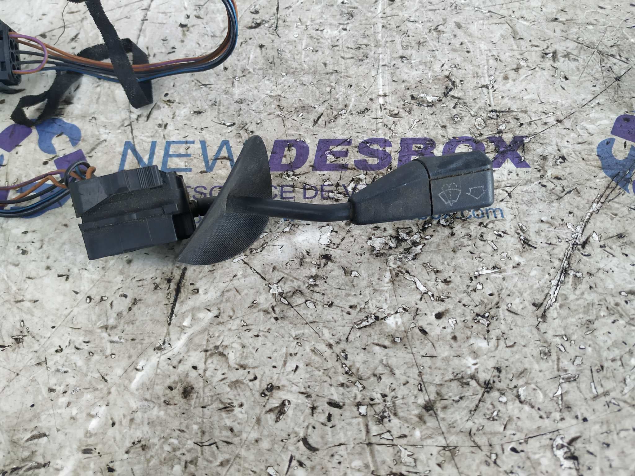 Recambio de MANDO LIMPIA para BMW SERIE 5 BERLINA (E34) referencia OEM IAM 012005 5