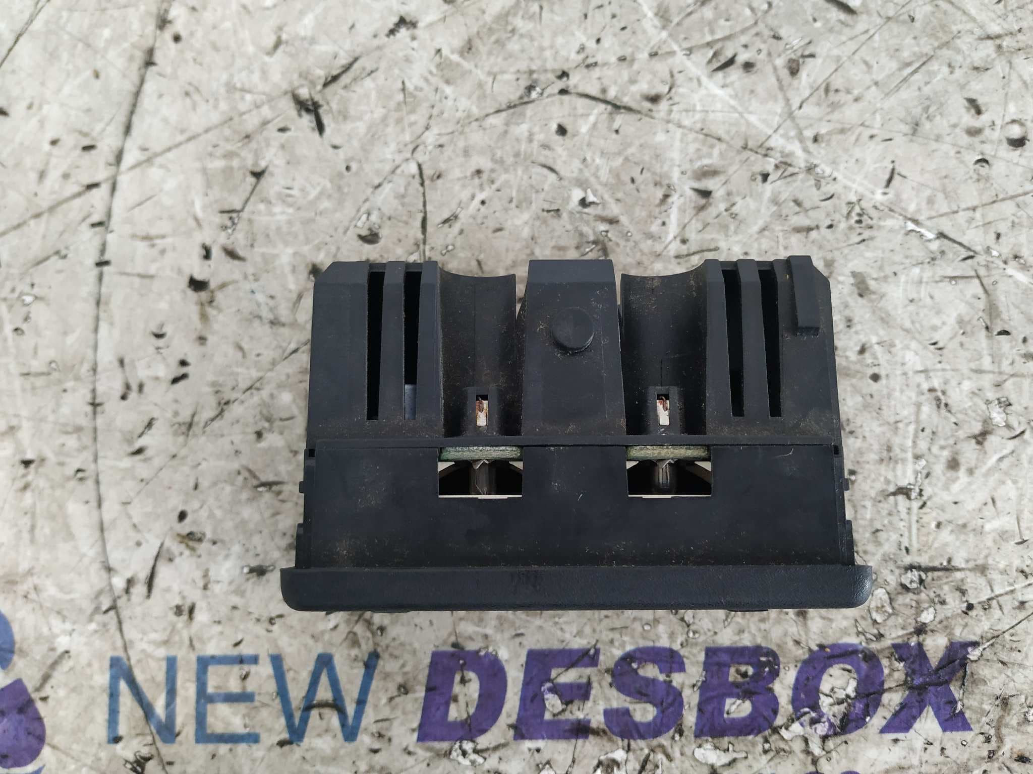 Recambio de PANTALLA MULTIFUNCION para BMW SERIE 5 BERLINA (E34) referencia OEM IAM 62131374288 3