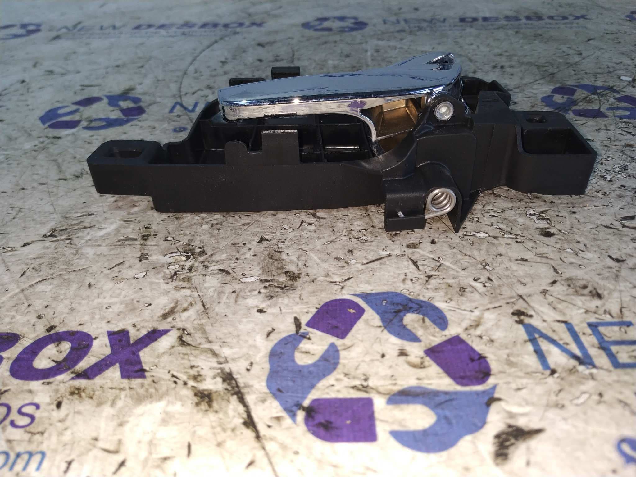 Recambio de MANETA INTERIOR DELANTERA DERECHA para FORD S-MAX (CA1) Titanium (03.2010->) QXWB referencia OEM IAM 6M21U22600BB   - GRIS 4