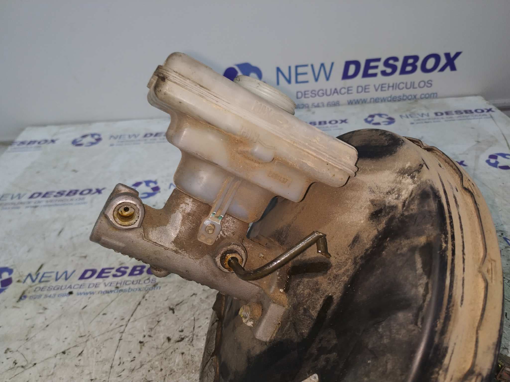 Recambio de BOMBA FRENO para FORD TRANSIT, CAJA CERR. CORTO 95 FT    80   2.5 4EC referencia OEM IAM 310046   - BLANCO 4