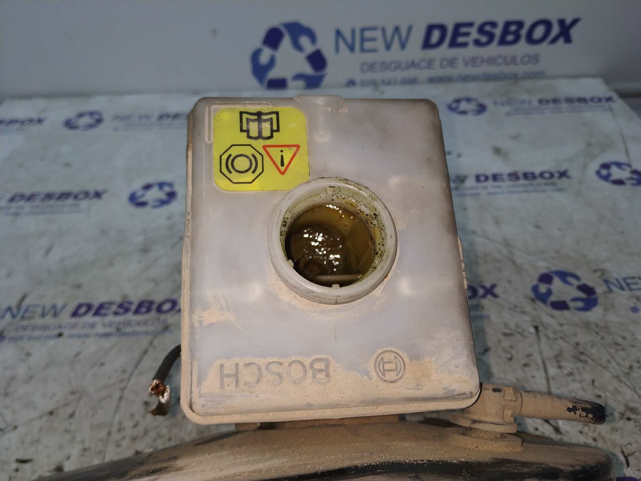 Recambio de BOMBA FRENO para FORD TRANSIT, CAJA CERR. CORTO 95 FT    80   2.5 4EC referencia OEM IAM 310046   - BLANCO 5