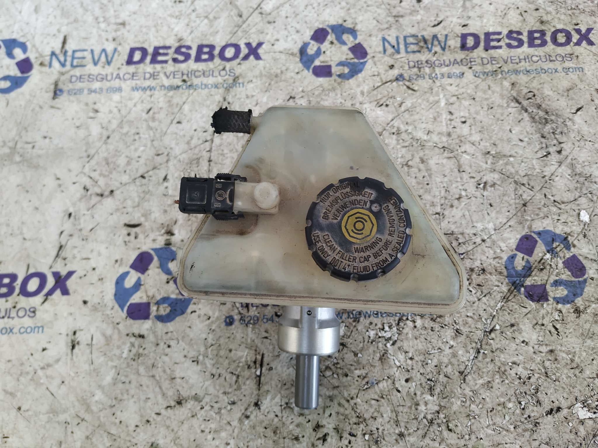 Recambio de BOMBA FRENO para MERCEDES-BENZ CLASE E (W210) BERLINA 119985 referencia OEM IAM 0004300902   - AZUL 5