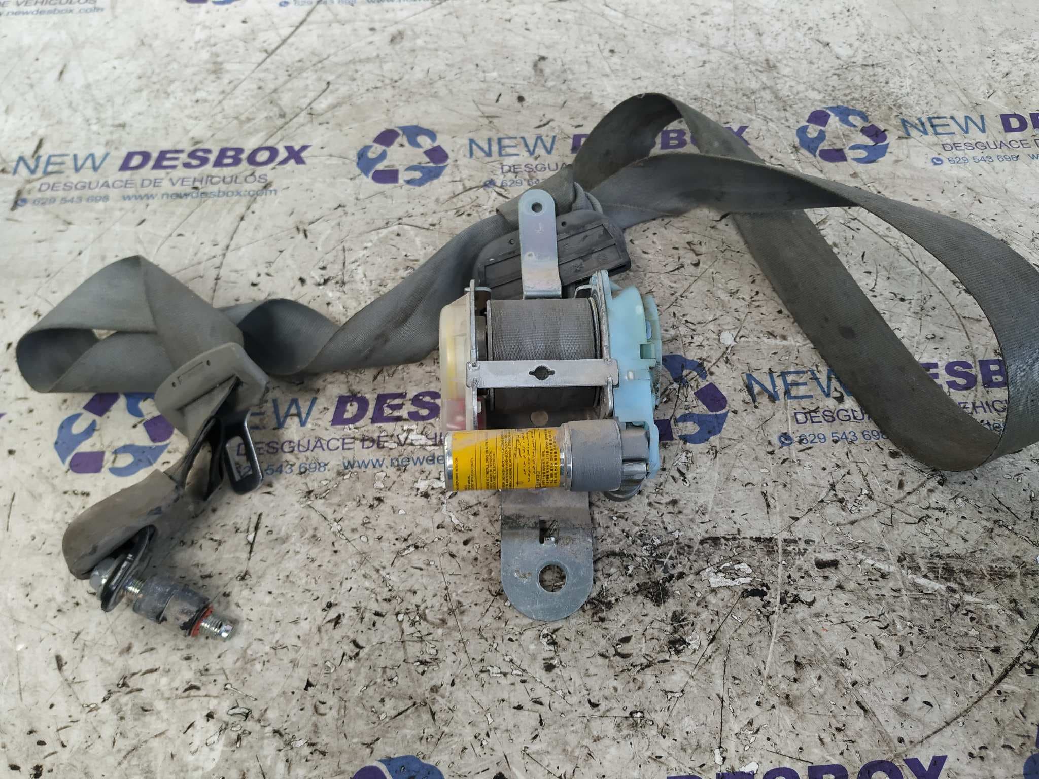 Recambio de CINTURON DELANTERO IZQUIERDO para KIA SORENTO 2.5 CRDi Concept D4CB referencia OEM IAM 0432022   - BLANCO