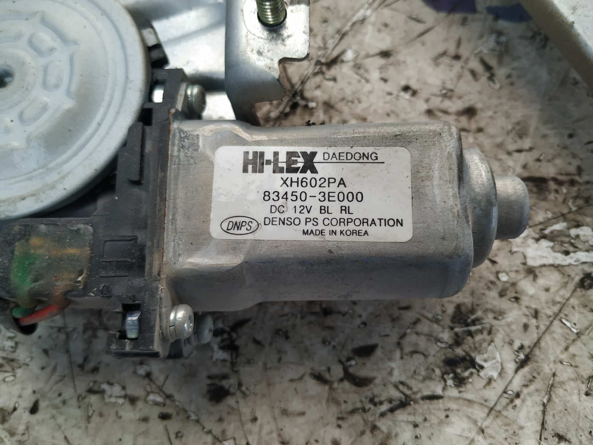Recambio de ELEVALUNAS TRASERO IZQUIERDO para KIA SORENTO 2.5 CRDi Concept D4CB referencia OEM IAM 834503E000   - BLANCO 3