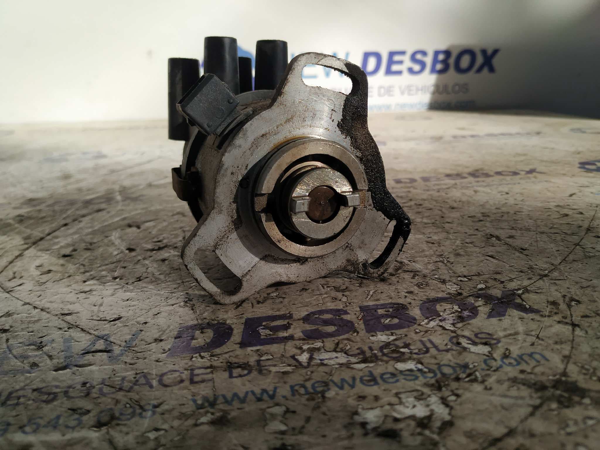 Recambio de DELCO para LANCIA DELTA 831B3000 referencia OEM IAM DT453AX   - BLANCO 2