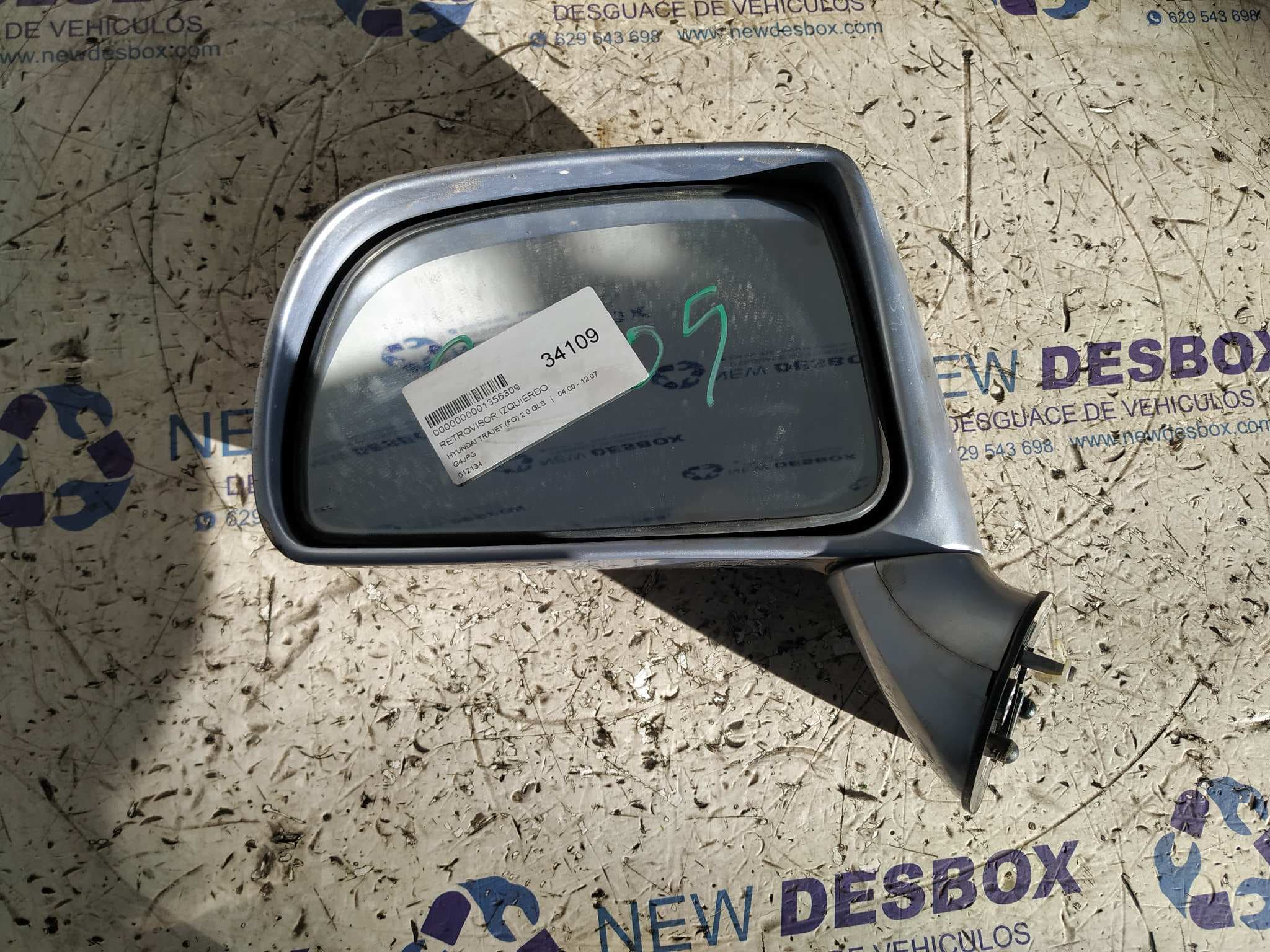 Recambio de RETROVISOR IZQUIERDO para HYUNDAI TRAJET (FO) 2.0 GLS G4JPG referencia OEM IAM 012134   - PLATA