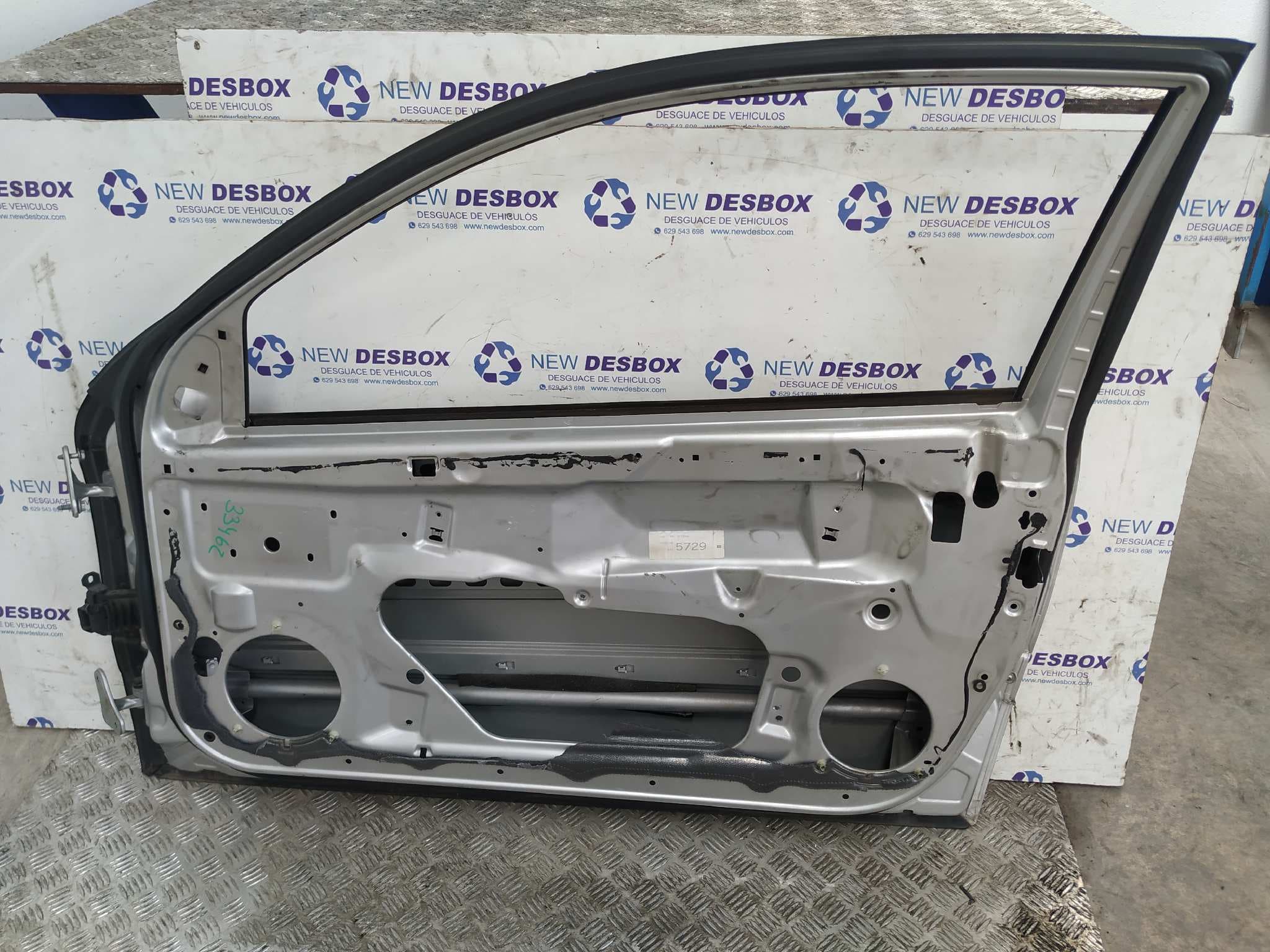 Recambio de PUERTA DELANTERA DERECHA para MERCEDES-BENZ CLASE C (W203) SPORTCOUPE M271946 referencia OEM IAM    - GRIS 5