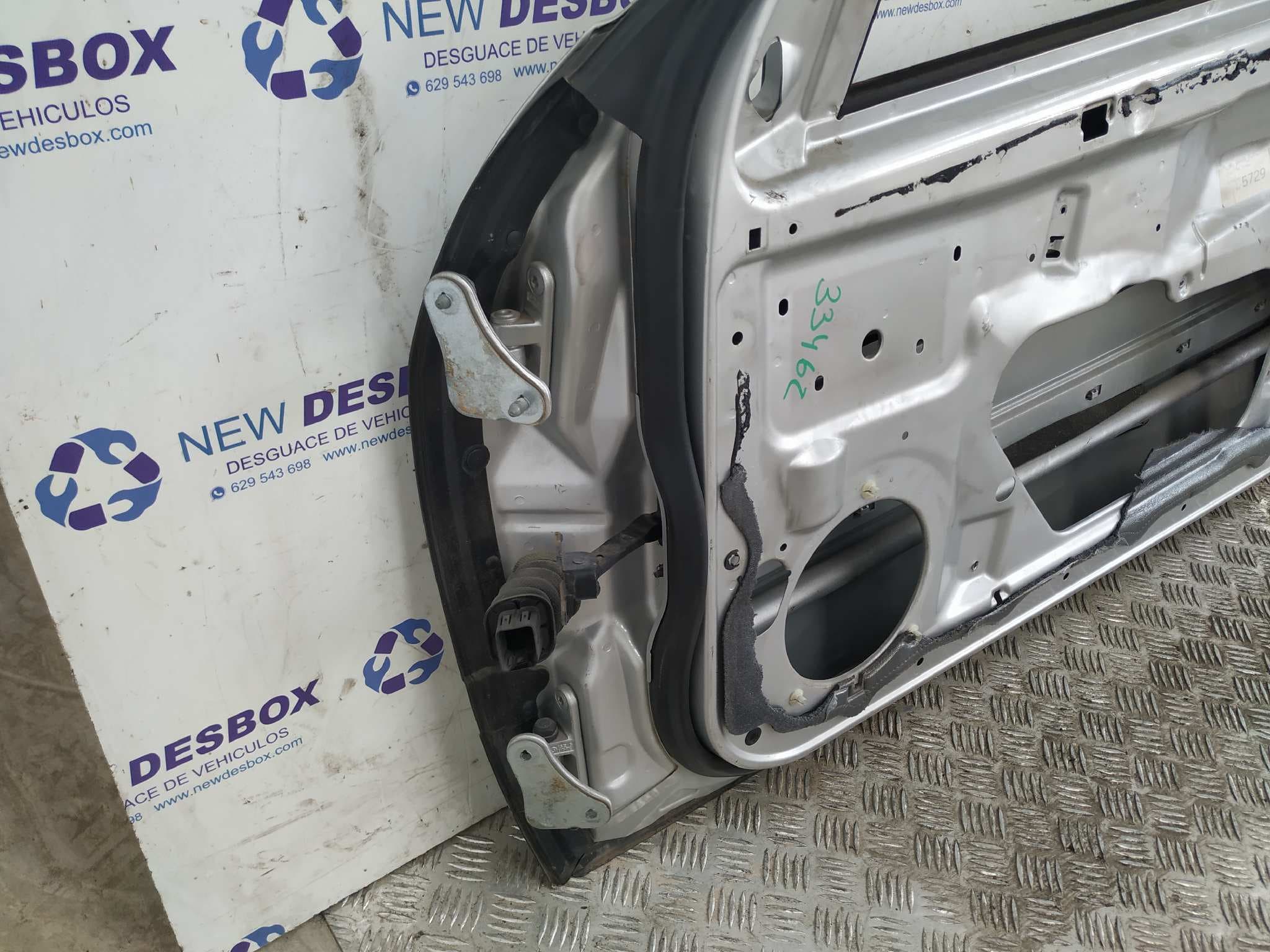 Recambio de PUERTA DELANTERA DERECHA para MERCEDES-BENZ CLASE C (W203) SPORTCOUPE M271946 referencia OEM IAM    - GRIS 4