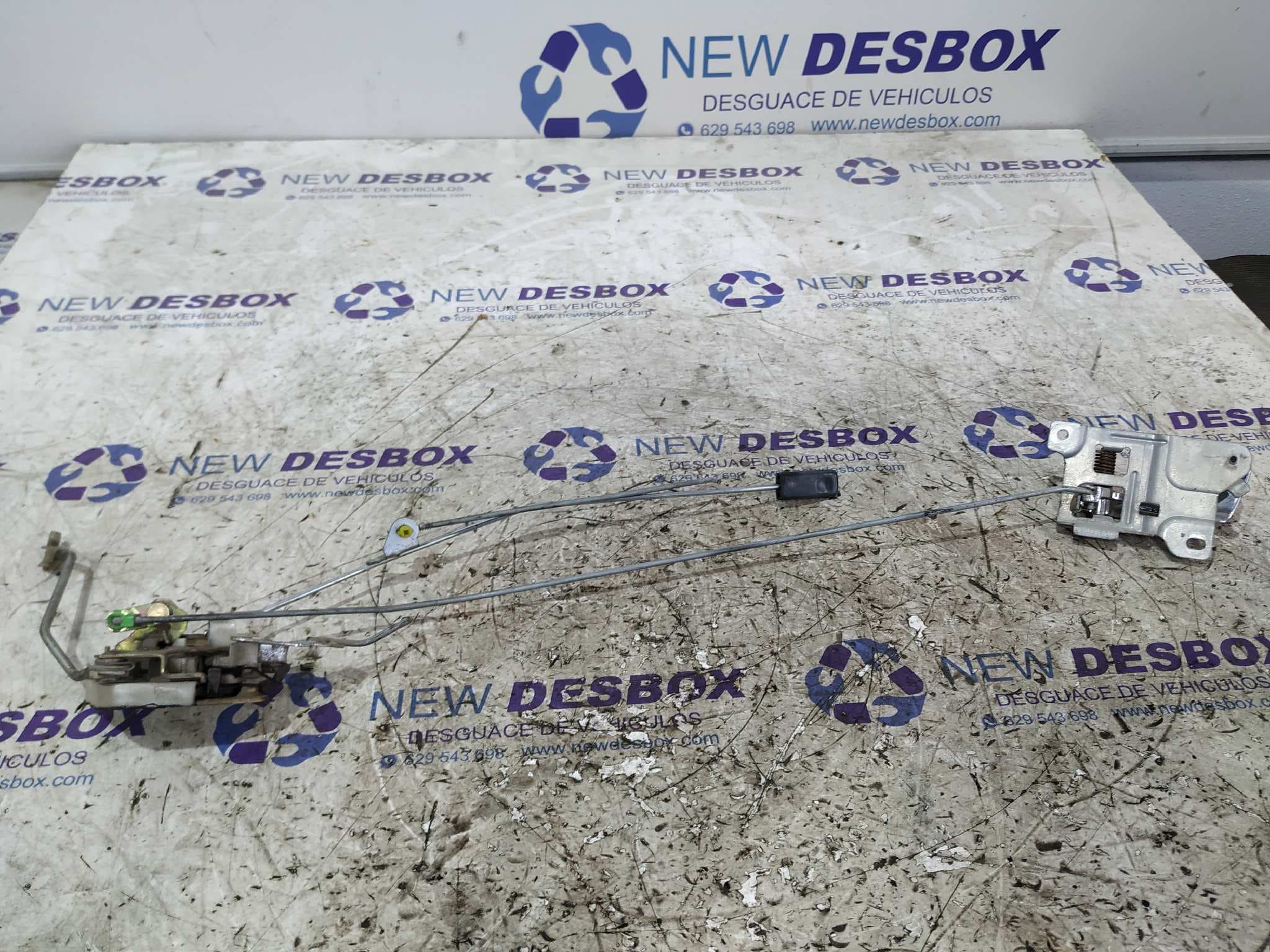 Recambio de CERRADURA PUERTA DELANTERA DERECHA para MITSUBISHI MONTERO (V20/V40) 2800 TD GLS (3-ptas.) 4M40 referencia OEM IAM    - VERDE