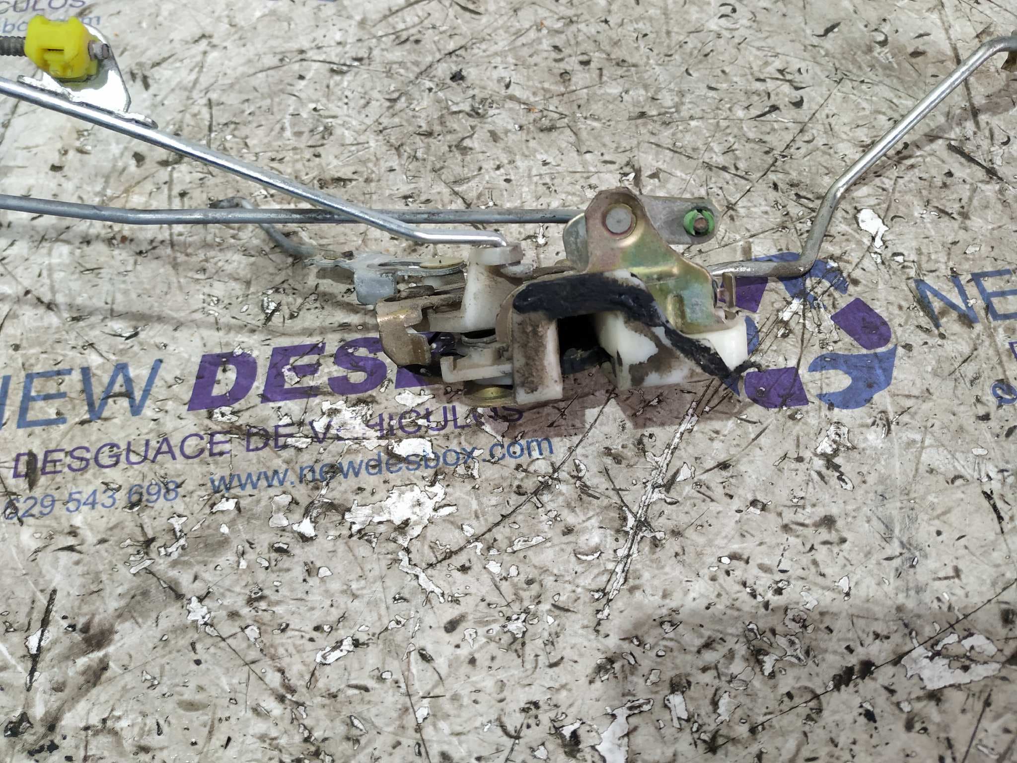 Recambio de CERRADURA PUERTA DELANTERA DERECHA para MITSUBISHI MONTERO (V20/V40) 2800 TD GLS (3-ptas.) 4M40 referencia OEM IAM    - VERDE 6