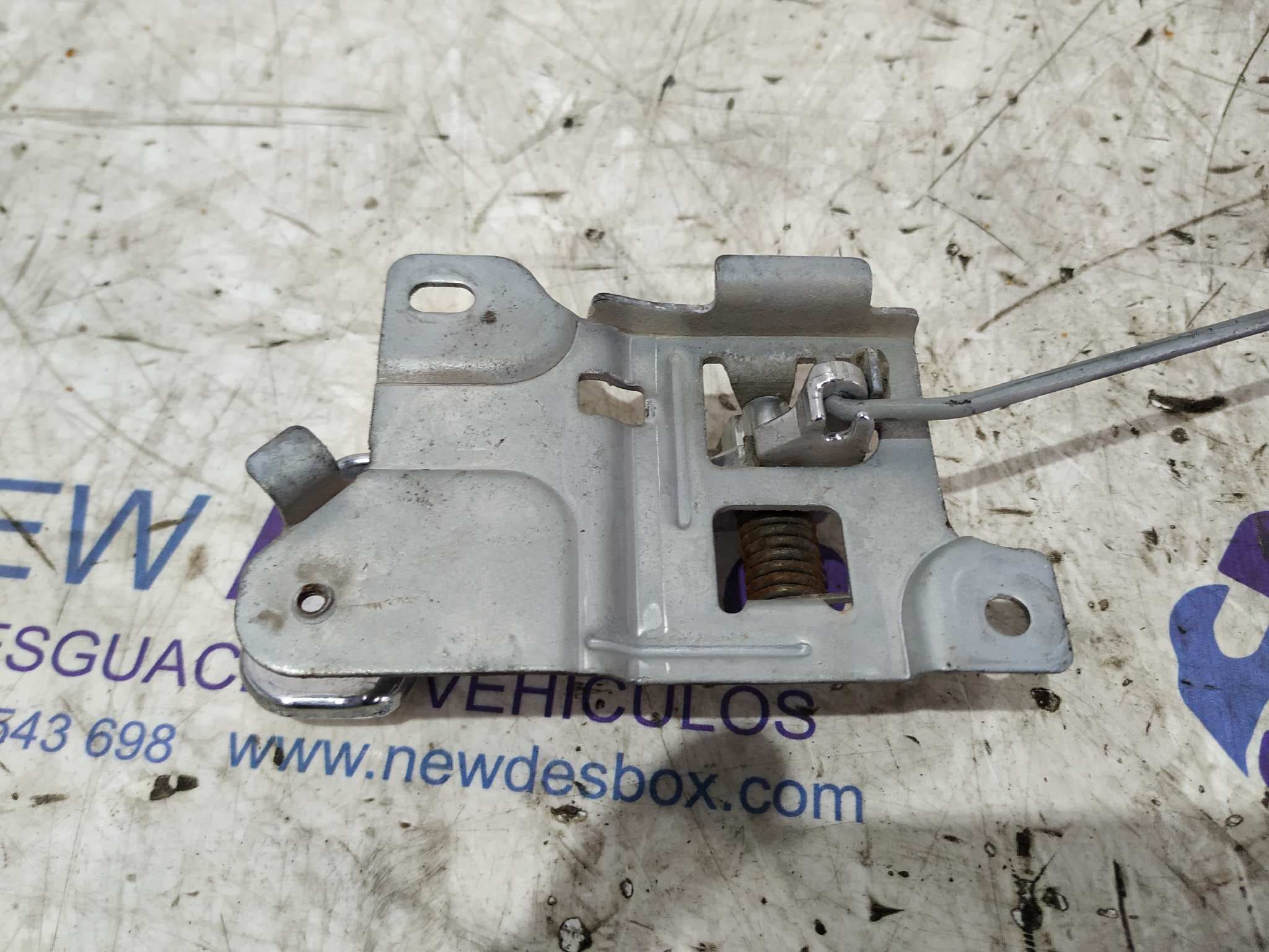 Recambio de CERRADURA PUERTA DELANTERA DERECHA para MITSUBISHI MONTERO (V20/V40) 2800 TD GLS (3-ptas.) 4M40 referencia OEM IAM    - VERDE 5