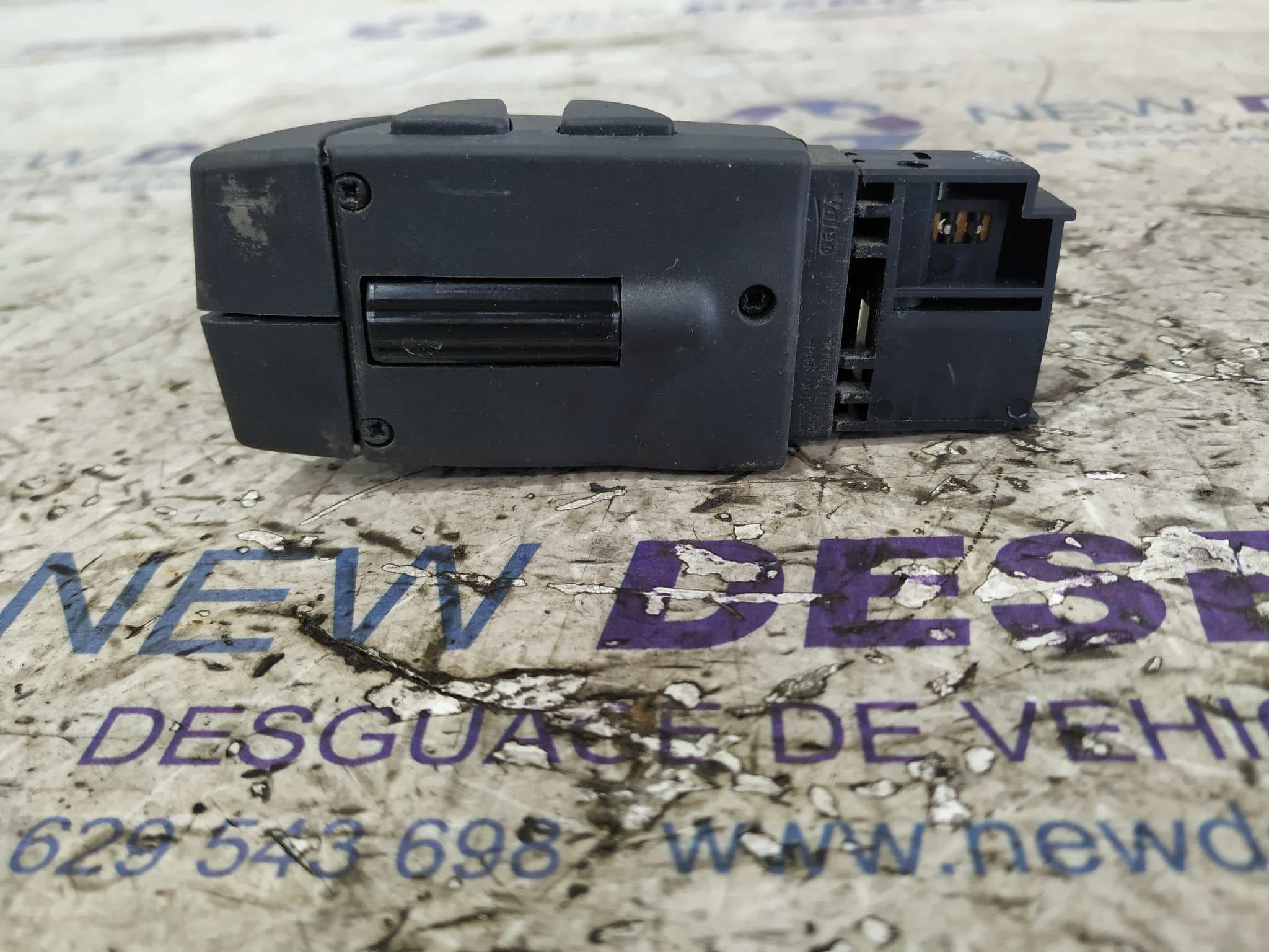 Recambio de MANDO MULTIFUNCION para DACIA DOKKER Essential K9KC6 referencia OEM IAM 255522448R   - BLANCO 3