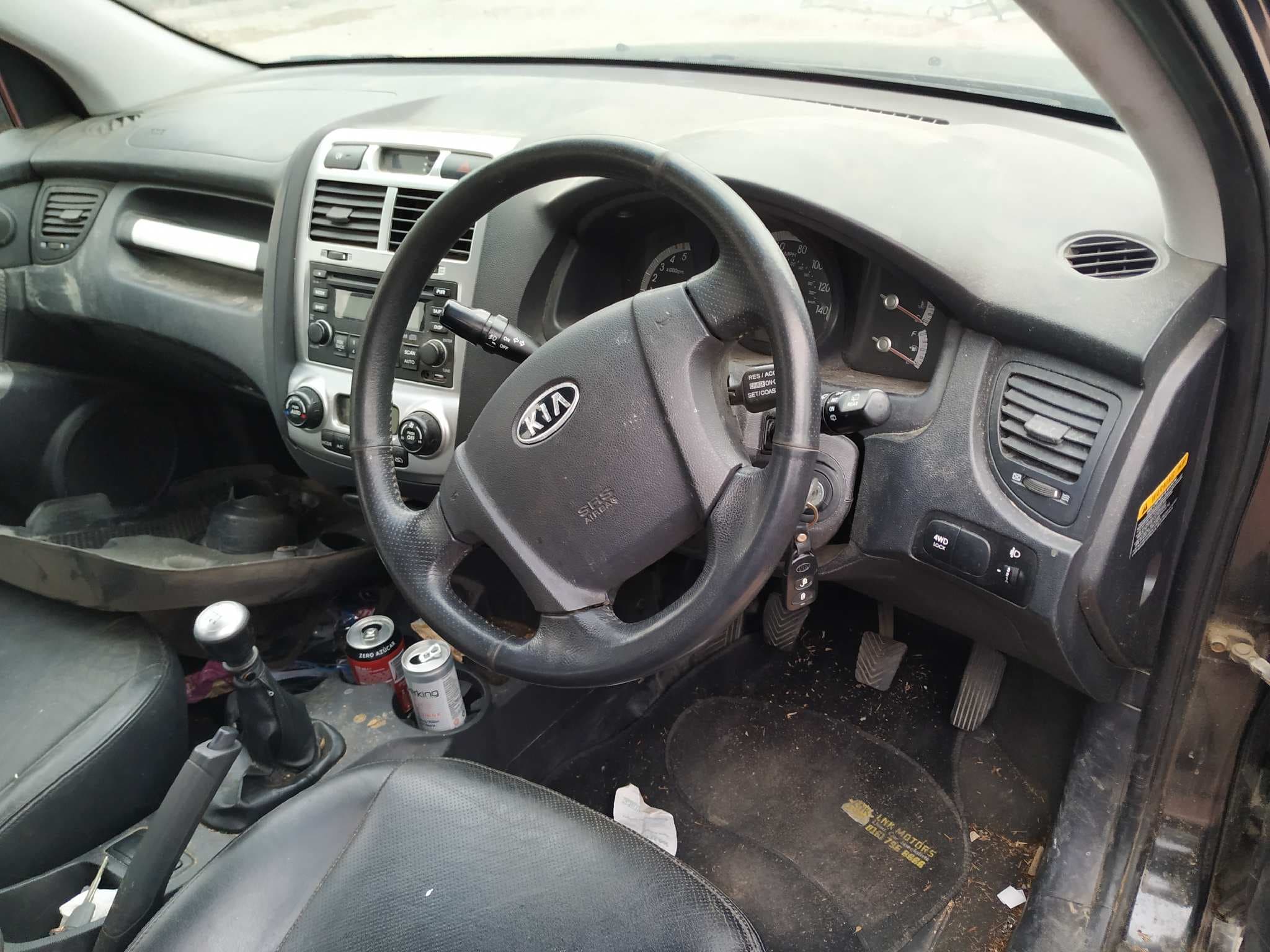 Recambio de ASIENTO DELANTERO DERECHO para KIA SPORTAGE EX D4EAV - NEGRO 6