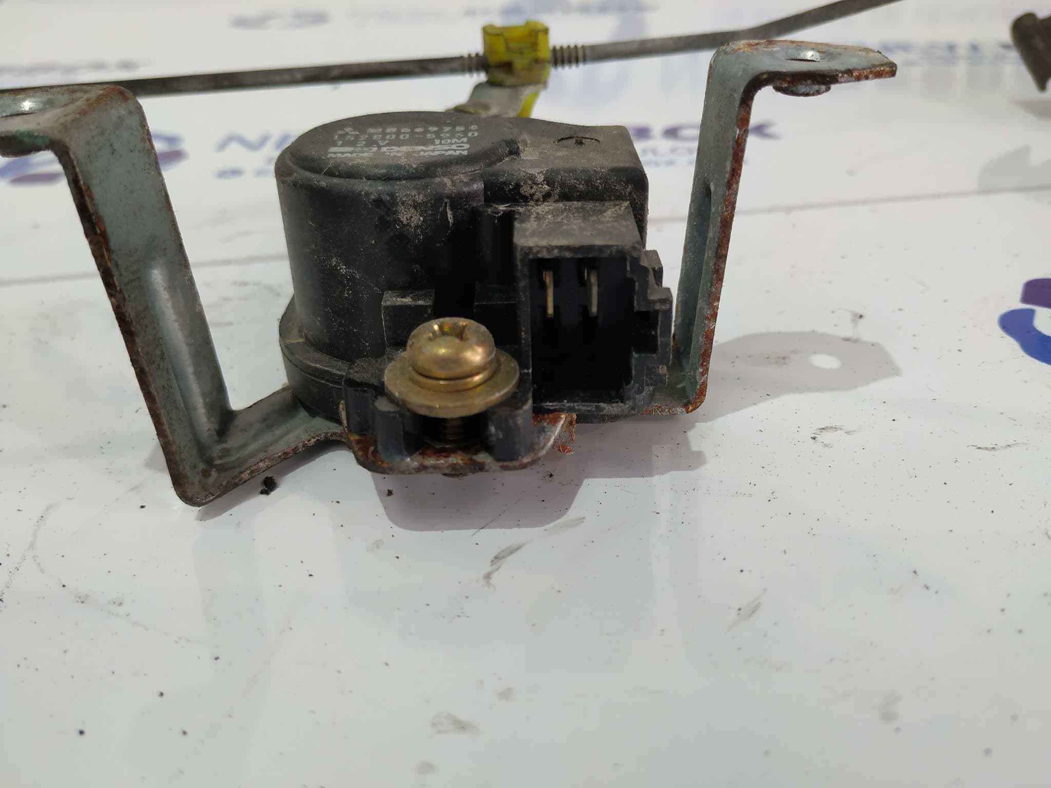 Recambio de CERRADURA PUERTA TRASERA DERECHA para MITSUBISHI MONTERO (V20/V40) 2.5 Turbodiesel referencia OEM IAM 1528005960   - GRIS 3