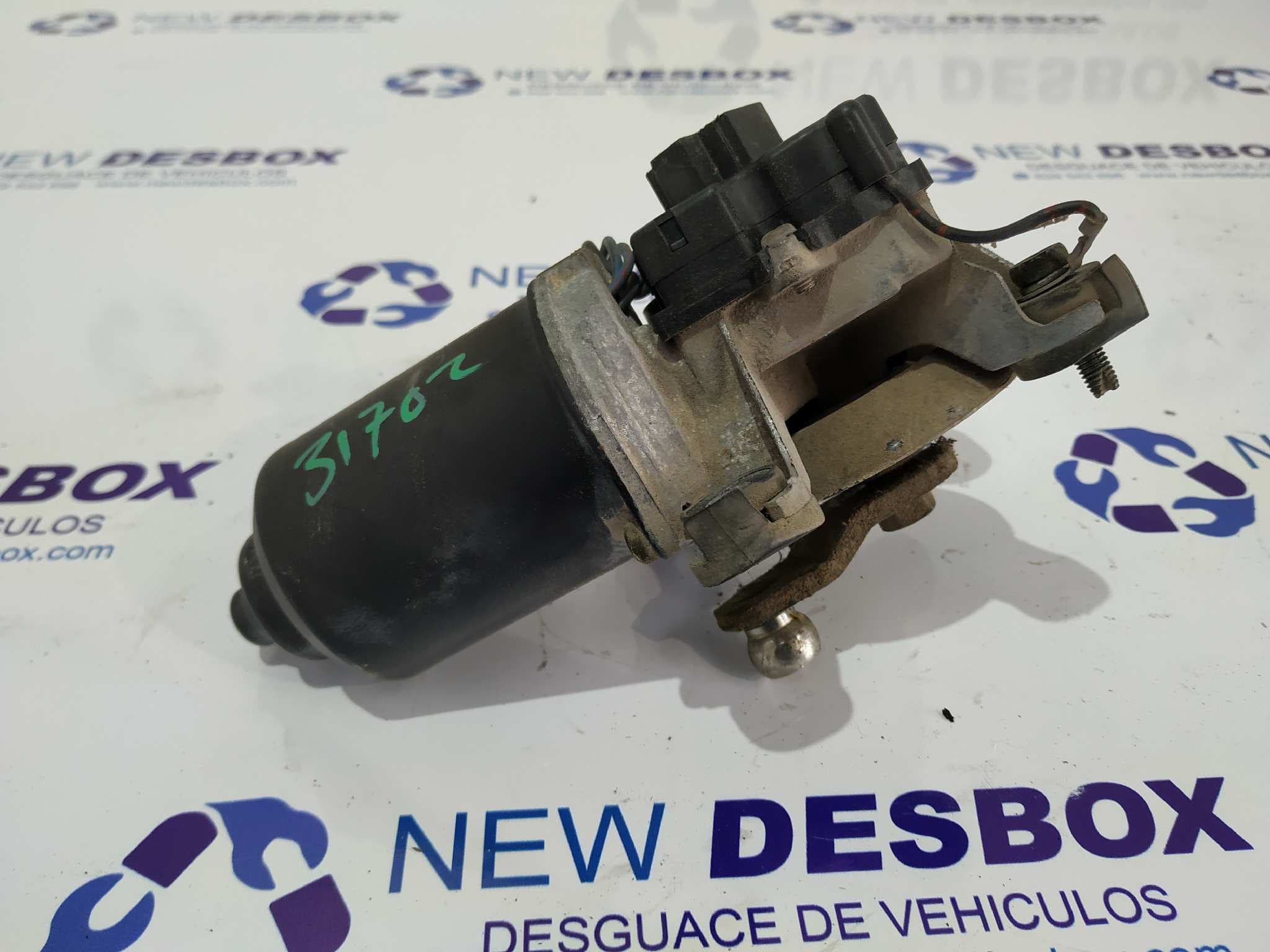 Recambio de MOTOR LIMPIA DELANTERO para MITSUBISHI MONTERO (V20/V40) 4M40 referencia OEM IAM 8491006122   - VERDE 2