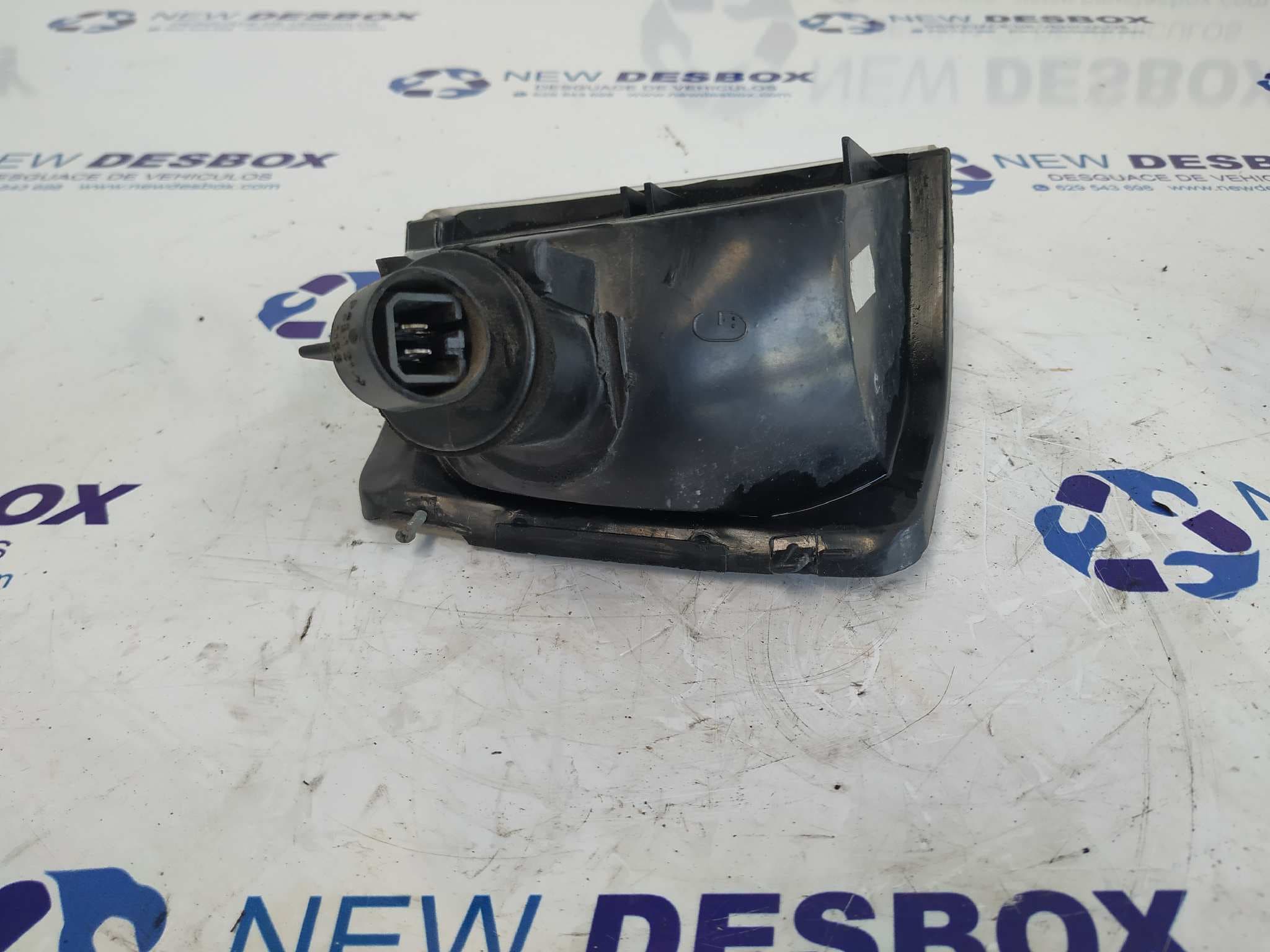 Recambio de PILOTO DELANTERO IZQUIERDO para PEUGEOT 309 1.9 D9A referencia OEM IAM SEIMA 10740   - BLANCO 4