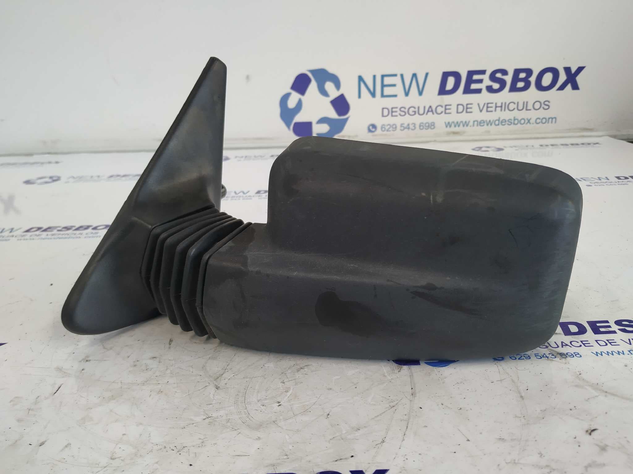Recambio de RETROVISOR IZQUIERDO para PEUGEOT 309 1.9 D9A referencia OEM IAM 014100   - BLANCO 4