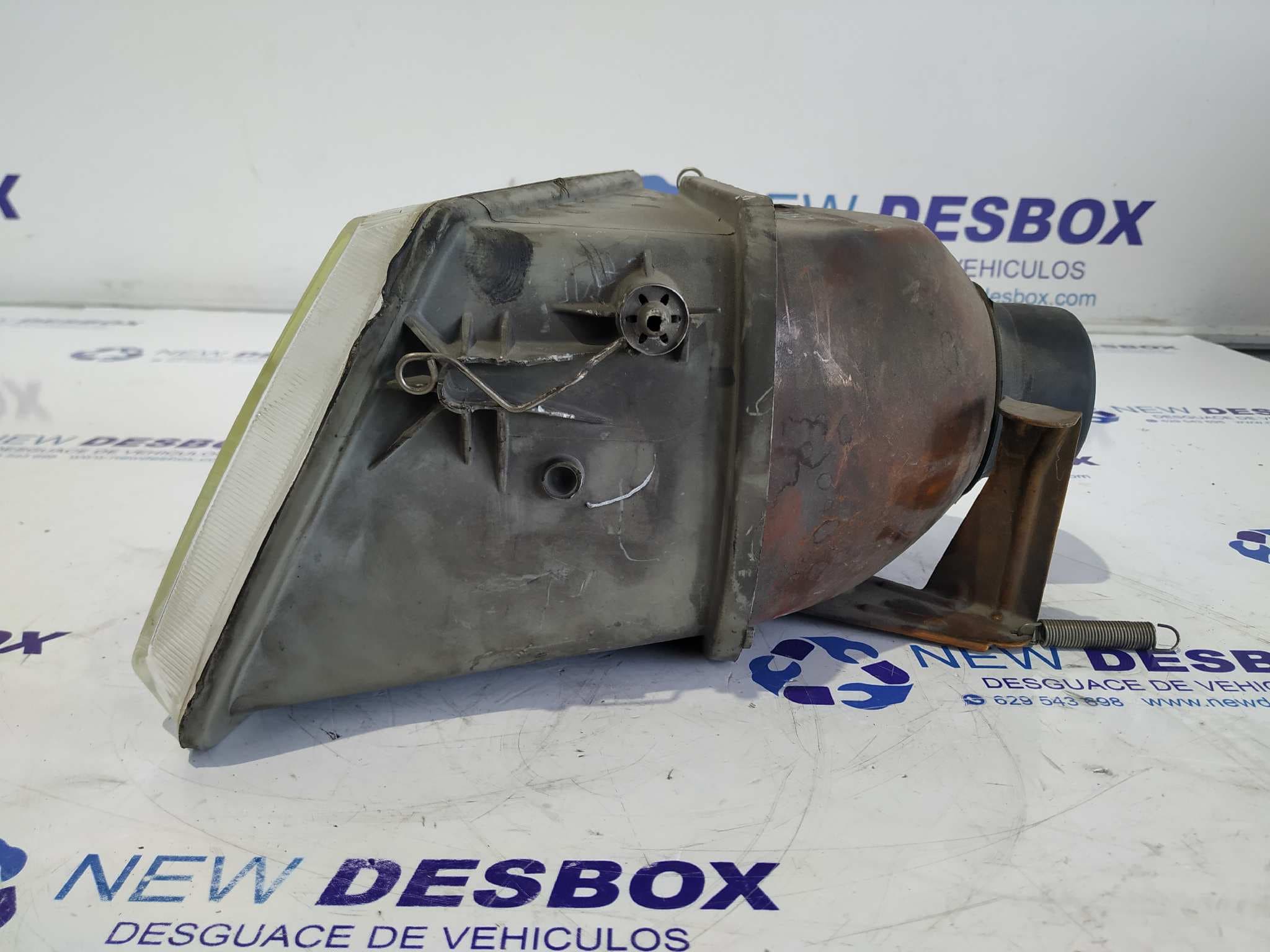 Recambio de FARO DERECHO para PEUGEOT 309 1.9 D9A referencia OEM IAM 60802060   - BLANCO 4