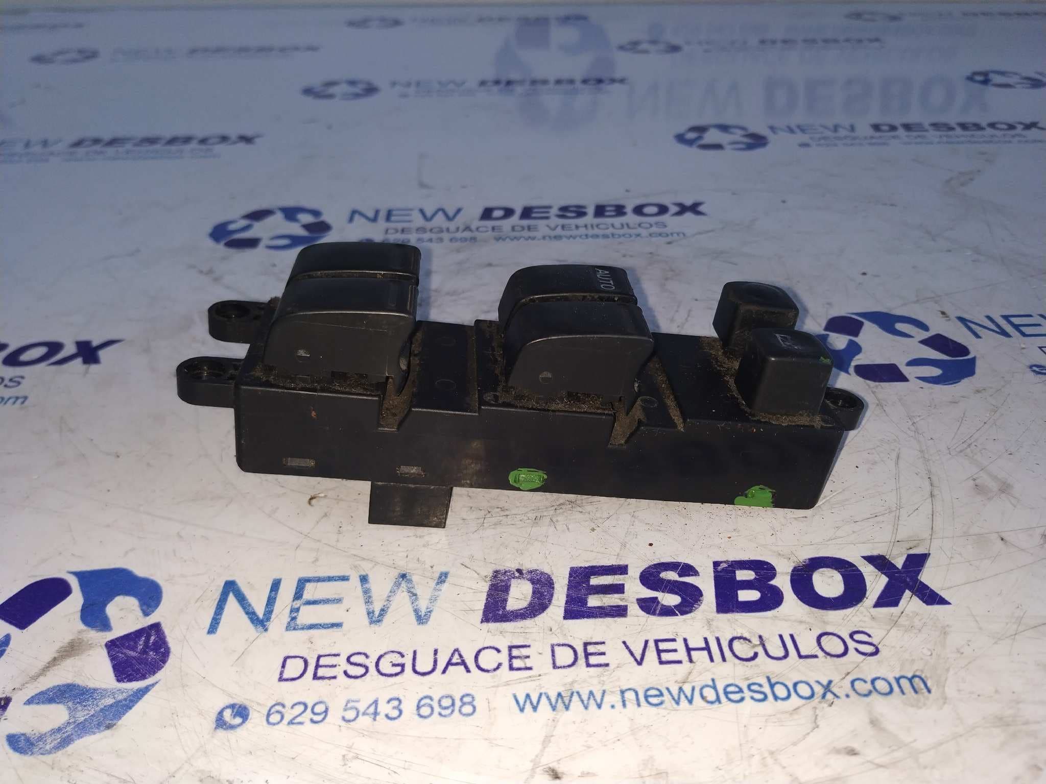 Recambio de MANDO ELEVALUNAS DELANTERO IZQUIERDO para NISSAN PRIMERA BERLINA (P12) referencia OEM IAM 25401AV640 2