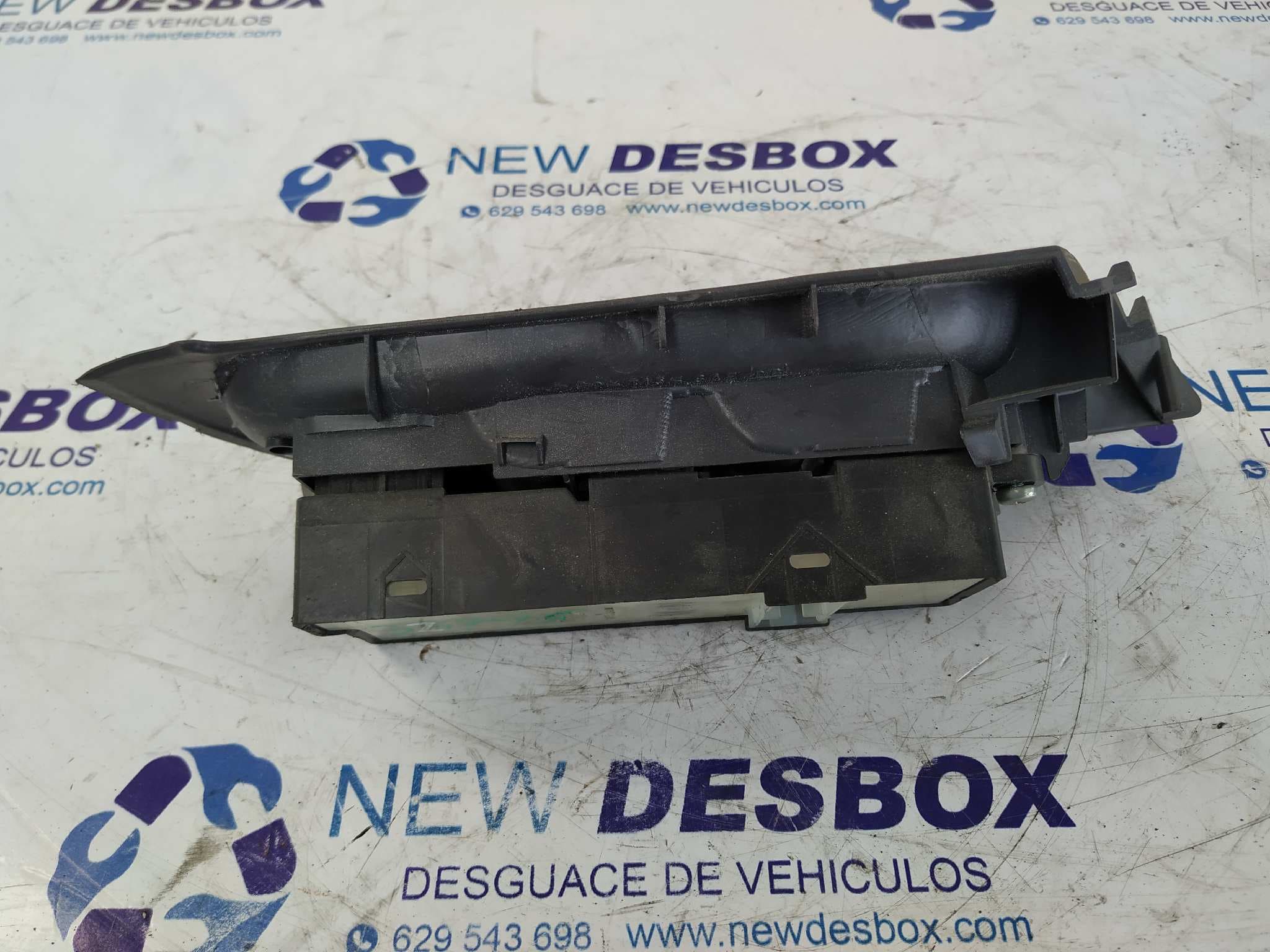 Recambio de MANDO ELEVALUNAS DELANTERO IZQUIERDO para NISSAN ALMERA (N16/E) 2.2 16V Turbodiesel CAT YD22DDT referencia OEM IAM 80961BM510   - PLATA 3