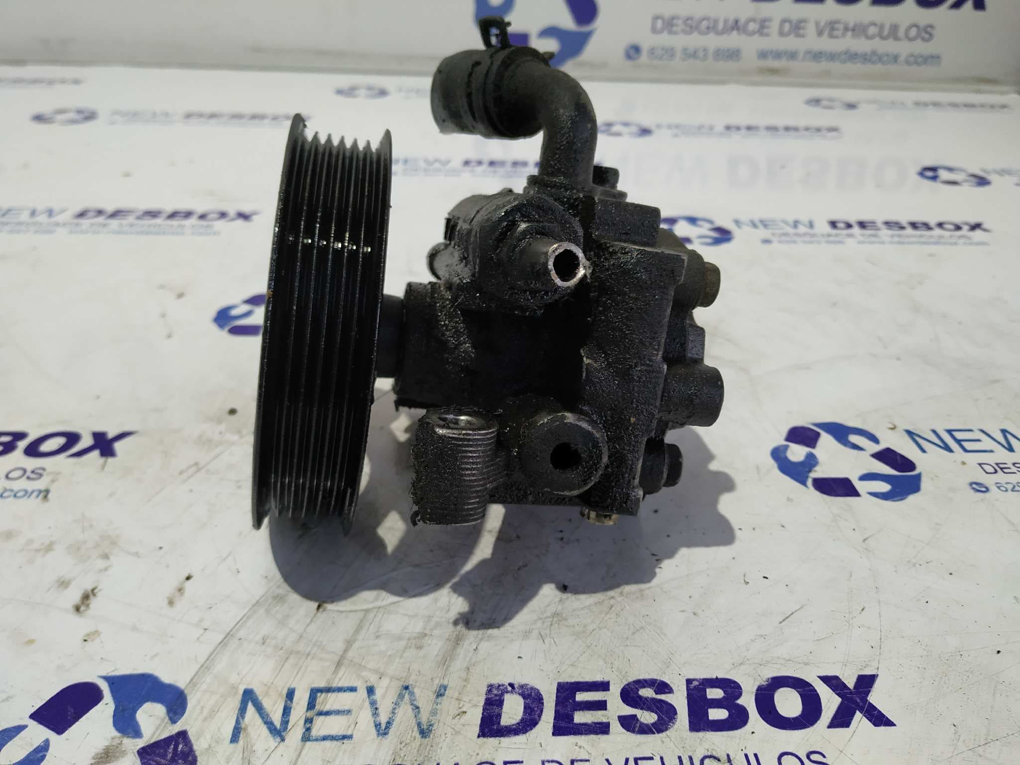 Recambio de BOMBA DIRECCION para FORD TRANSIT CONNECT (TC7) 1.8 TDCi CAT R3PA referencia OEM IAM 2T143A696AJ   - BLANCO 2