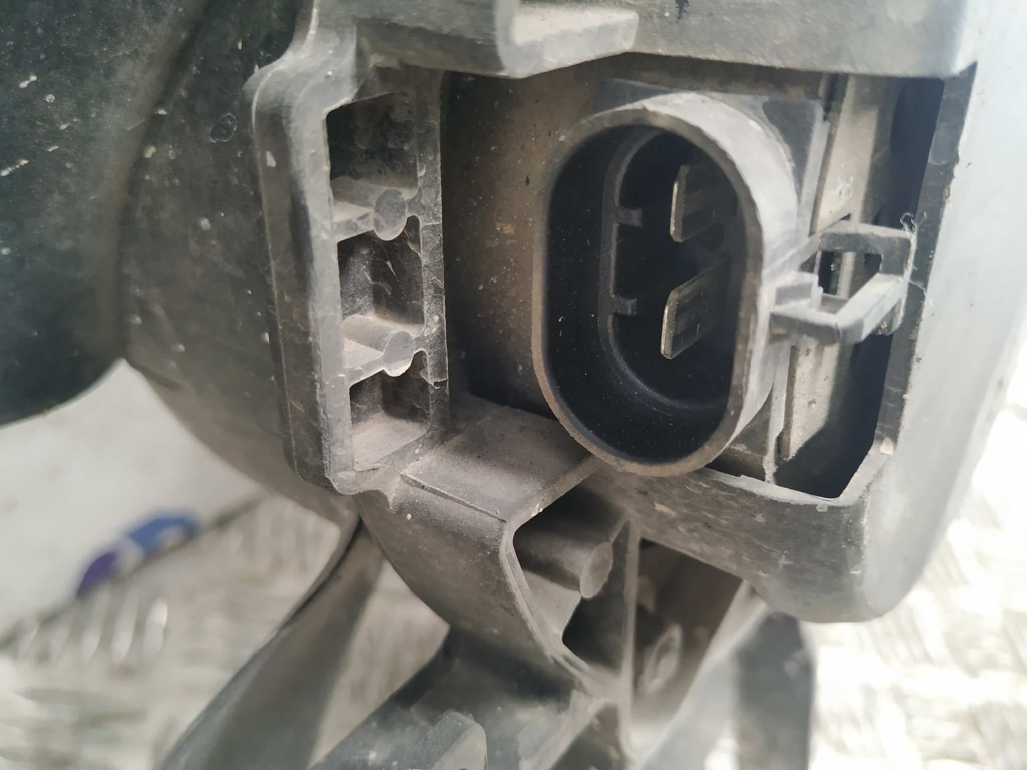 Recambio de ELECTROVENTILADOR para FORD TRANSIT CONNECT (TC7) 1.8 TDCi CAT R3PA referencia OEM IAM R3PA   - BLANCO 2