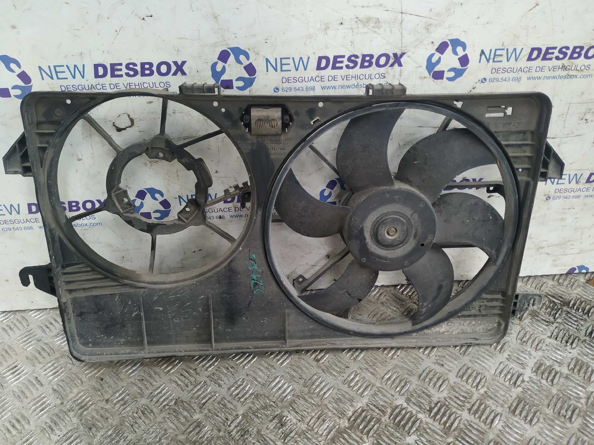 Recambio de ELECTROVENTILADOR para FORD TRANSIT CONNECT (TC7) 1.8 TDCi CAT R3PA referencia OEM IAM R3PA   - BLANCO 3