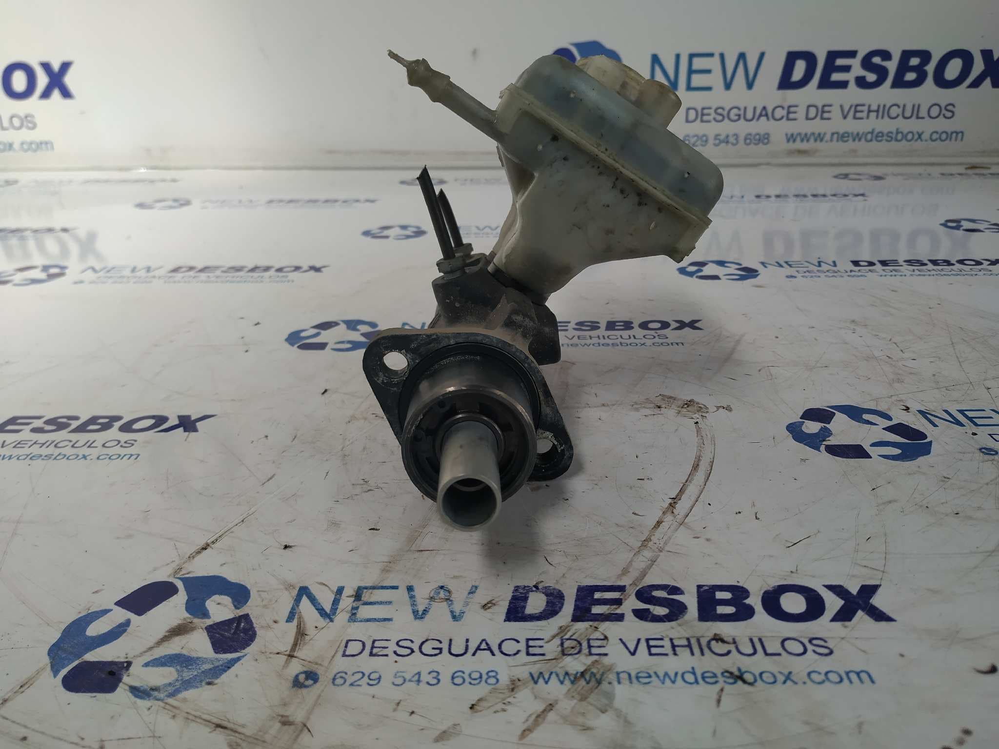 Recambio de BOMBA FRENO para MERCEDES-BENZ VITO (W638) CAJA CERRADA 2.2 16V CDI Turbodiesel CAT 611980 referencia OEM IAM A0024312802   - AMARILLO