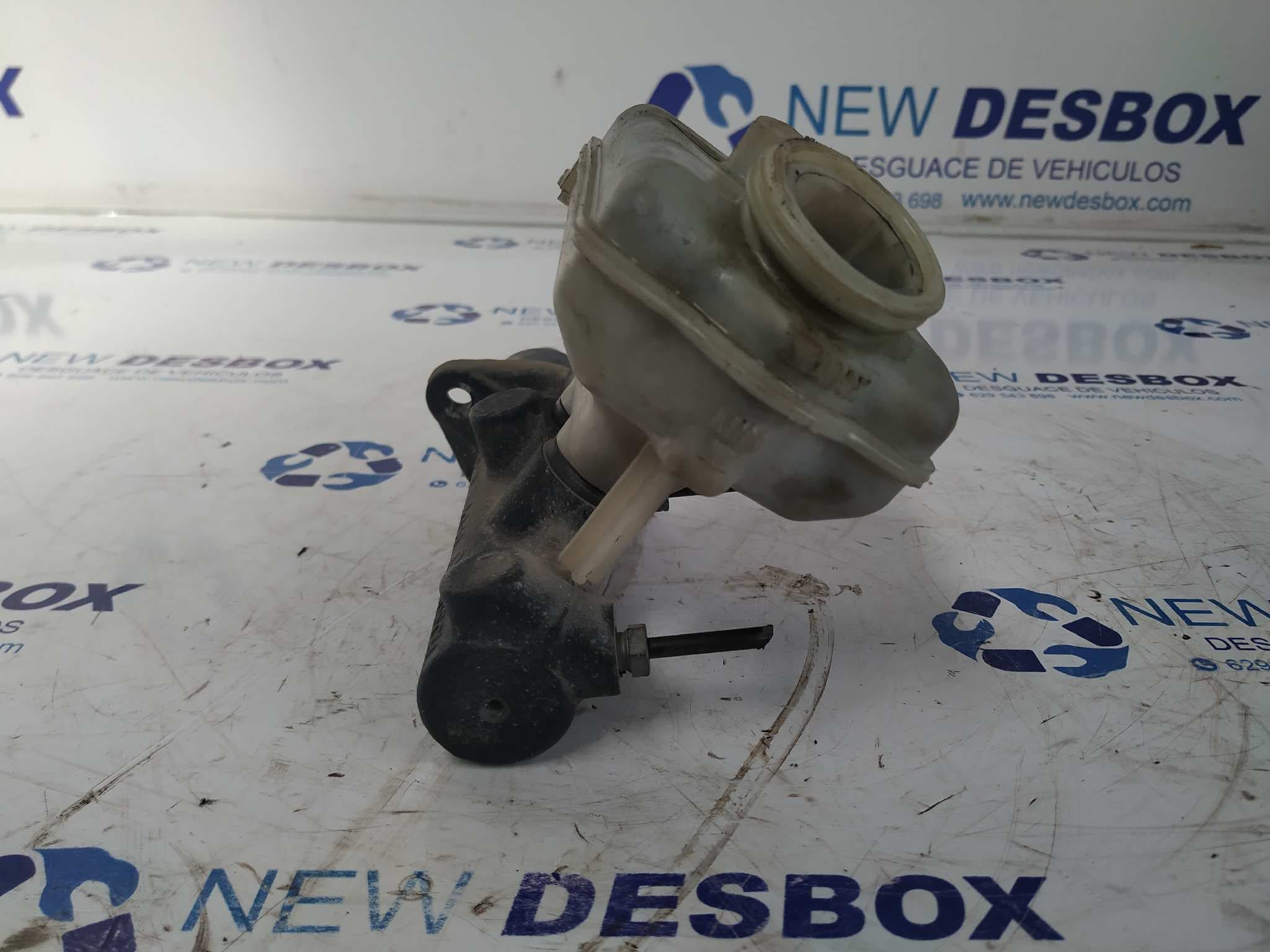 Recambio de BOMBA FRENO para MERCEDES-BENZ VITO (W638) CAJA CERRADA 2.2 16V CDI Turbodiesel CAT 611980 referencia OEM IAM A0024312802   - AMARILLO 3