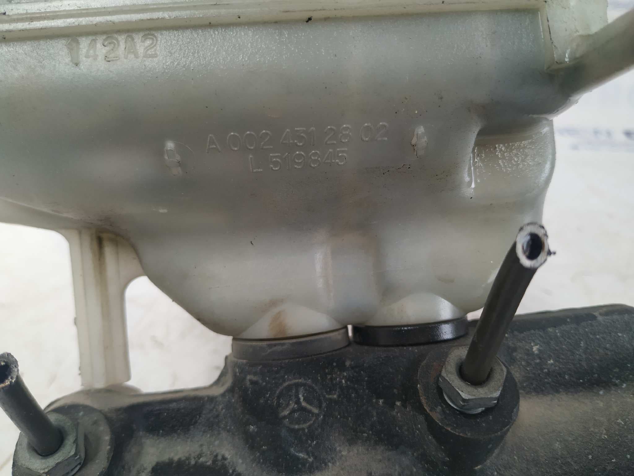 Recambio de BOMBA FRENO para MERCEDES-BENZ VITO (W638) CAJA CERRADA 2.2 16V CDI Turbodiesel CAT 611980 referencia OEM IAM A0024312802   - AMARILLO 2