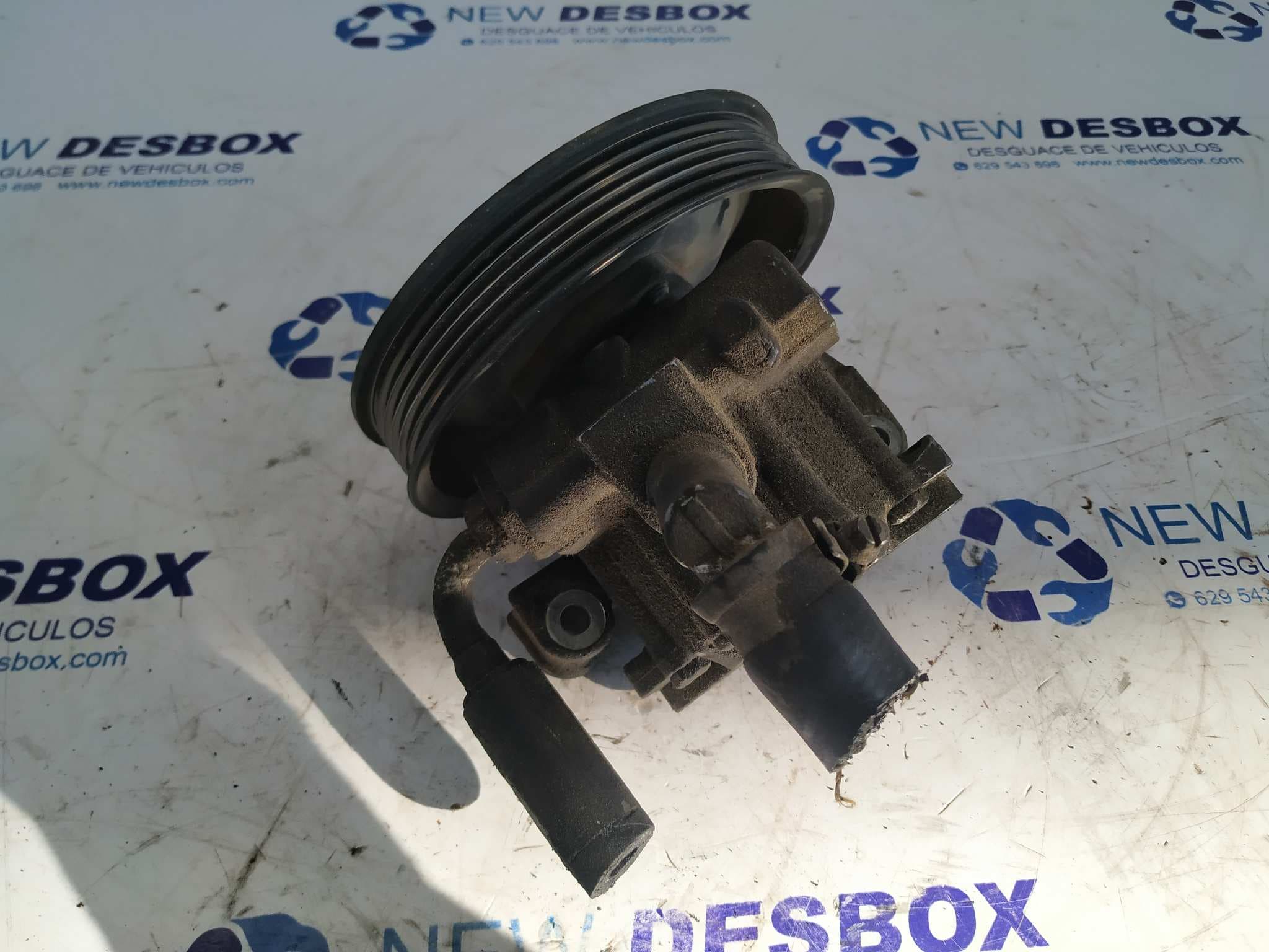 Recambio de BOMBA DIRECCION para MERCEDES-BENZ VITO (W638) CAJA CERRADA 611980 referencia OEM IAM A6042360010   - AMARILLO 4