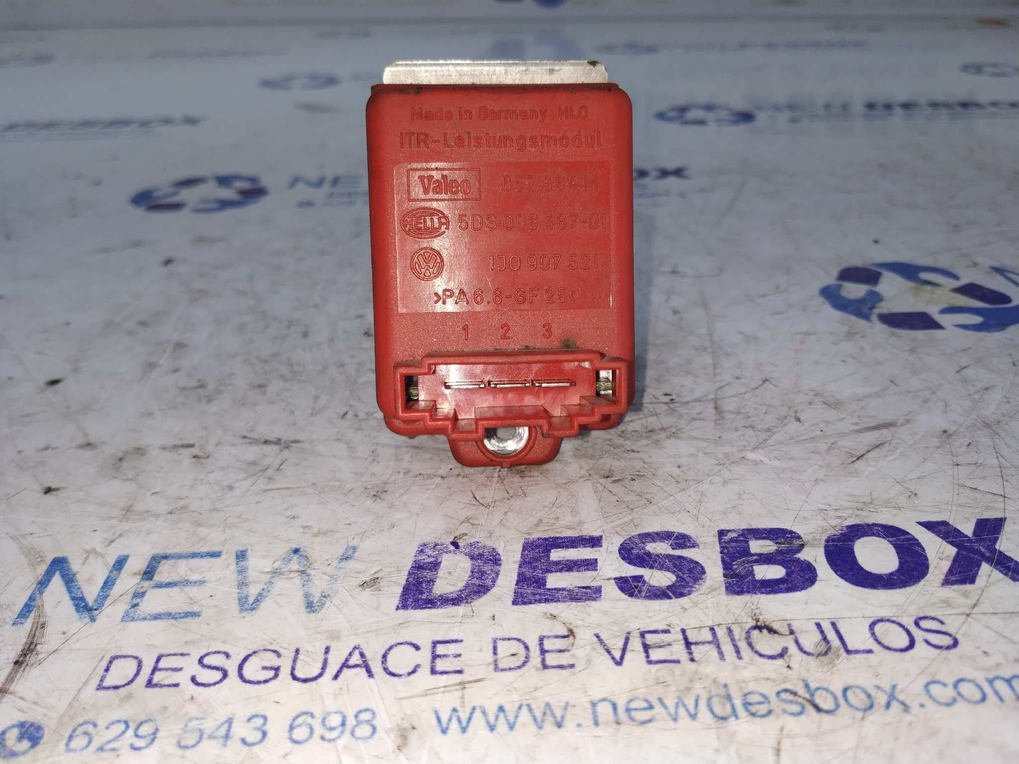 Recambio de RESISTENCIA CALEFACCION para AUDI A3 (8L) 1.9 TDI Ambiente ASZ referencia OEM IAM 1J0907521   - BLANCO