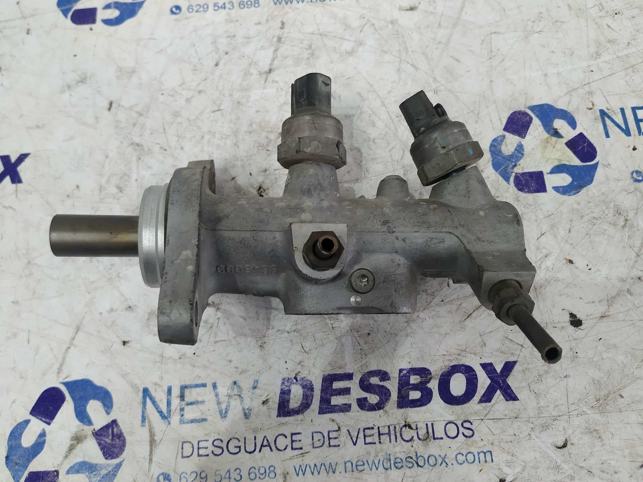 Recambio de BOMBA FRENO para VOLVO XC70 2.4 Diesel CAT D5244T14 referencia OEM IAM 8846009   - GRIS VERDE 2