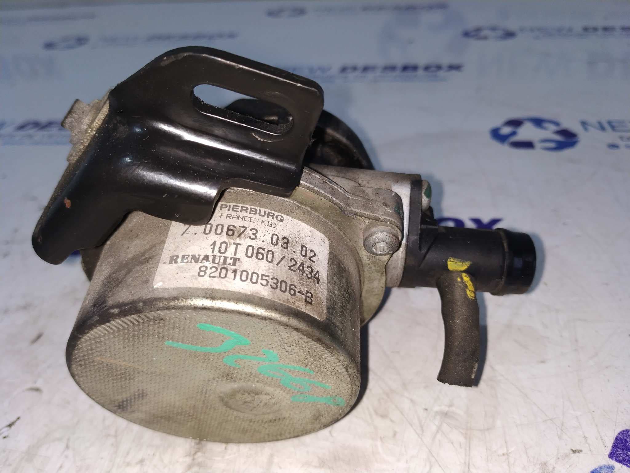 Recambio de DEPRESOR FRENO / BOMBA VACIO para RENAULT KANGOO K9K B8 referencia OEM IAM 8201005306B   - BLANCO 5