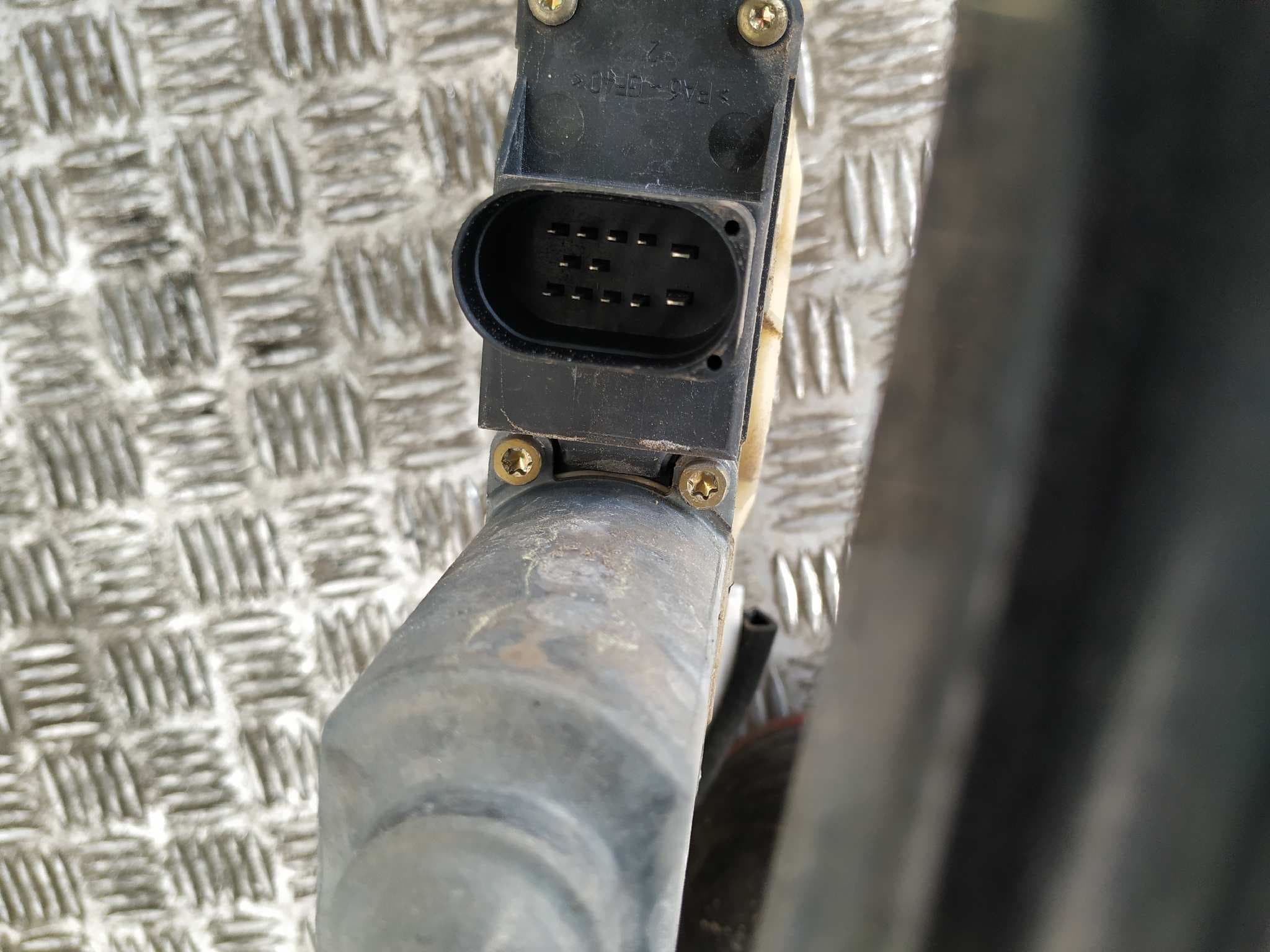 Recambio de ELEVALUNAS TRASERO IZQUIERDO para AUDI A3 (8L) ASZ referencia OEM IAM 8L4959801A   - BLANCO 5
