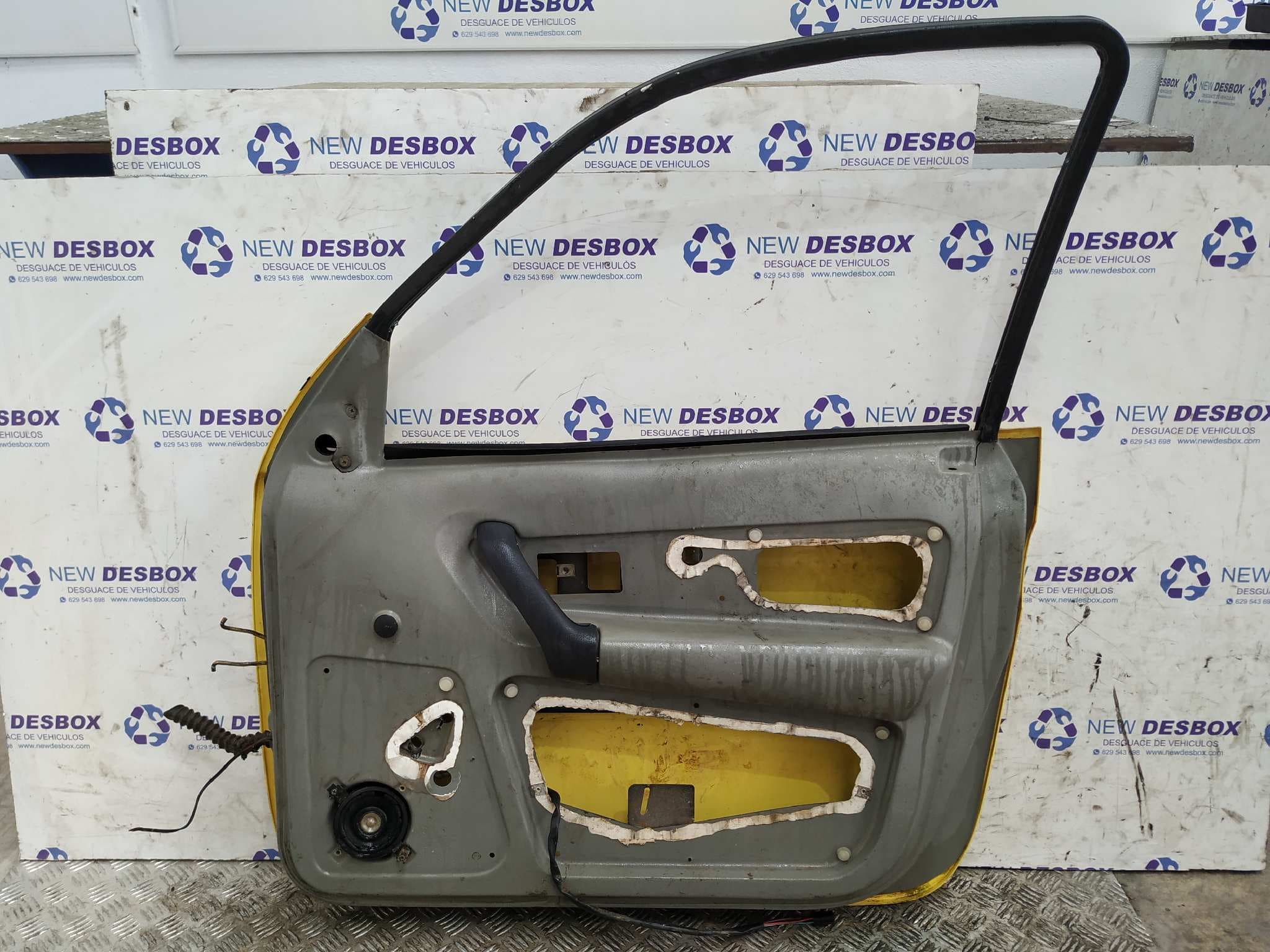 Recambio de PUERTA DELANTERA DERECHA para LIGIER NOVA LDW502 LDW 502  referencia OEM IAM    - AMARILLO 4